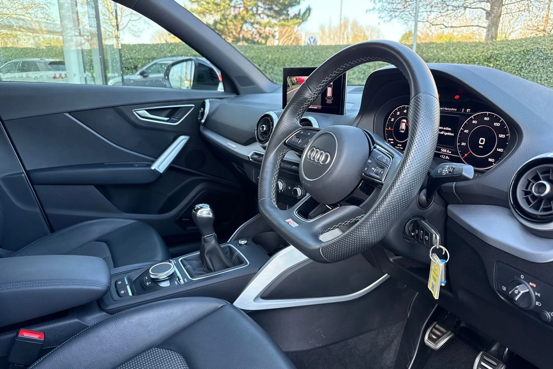 Audi Q2 thumbnail image number 48