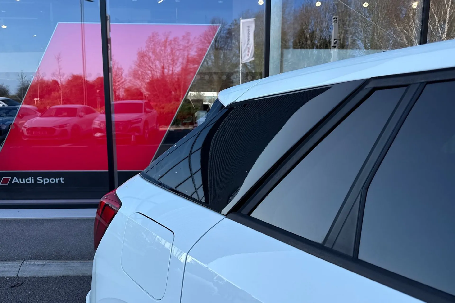 Audi Q2 thumbnail image number 28