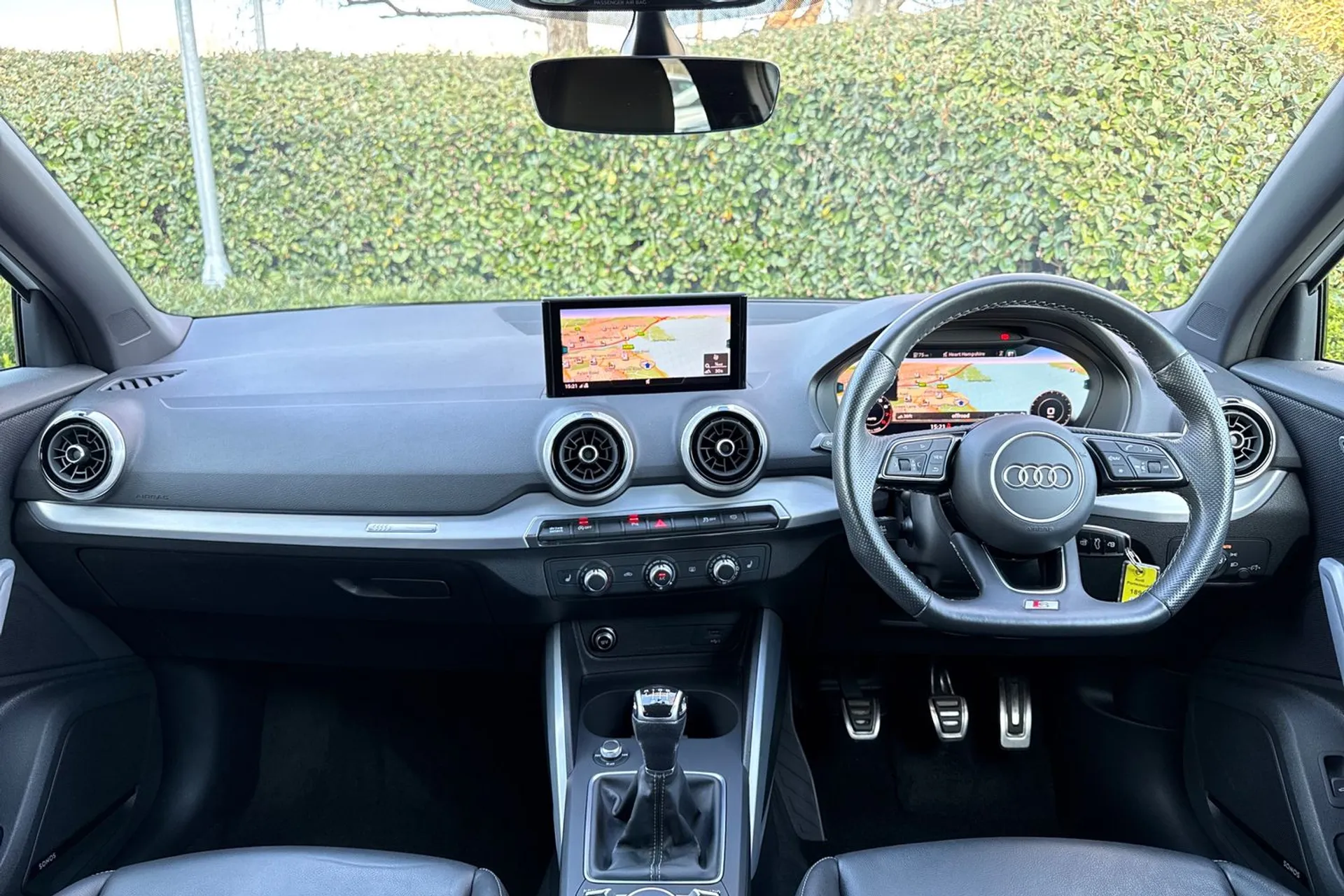 Audi Q2 thumbnail image number 3