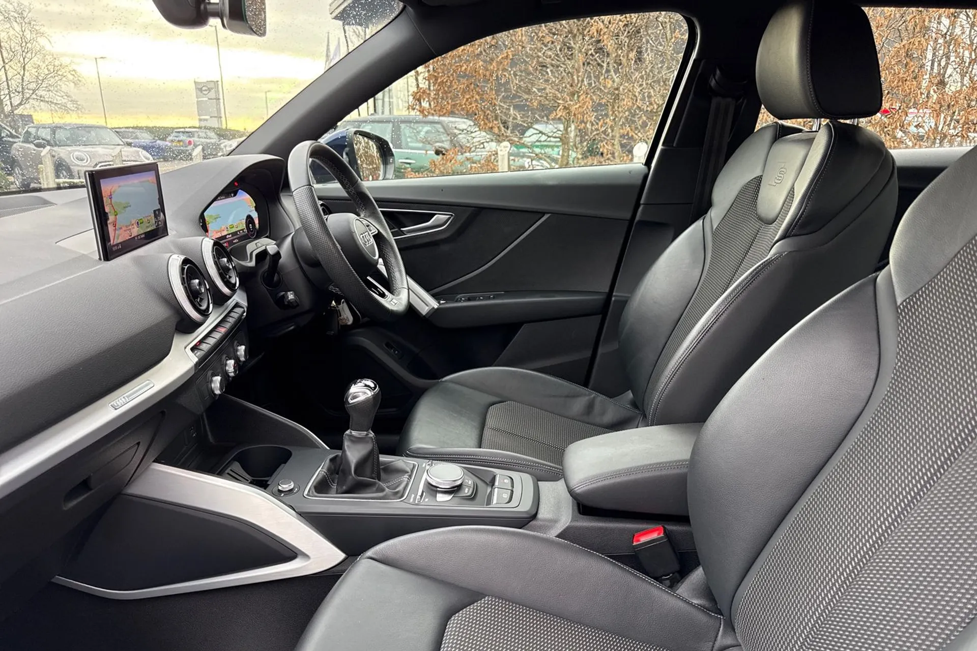 Audi Q2 thumbnail image number 31