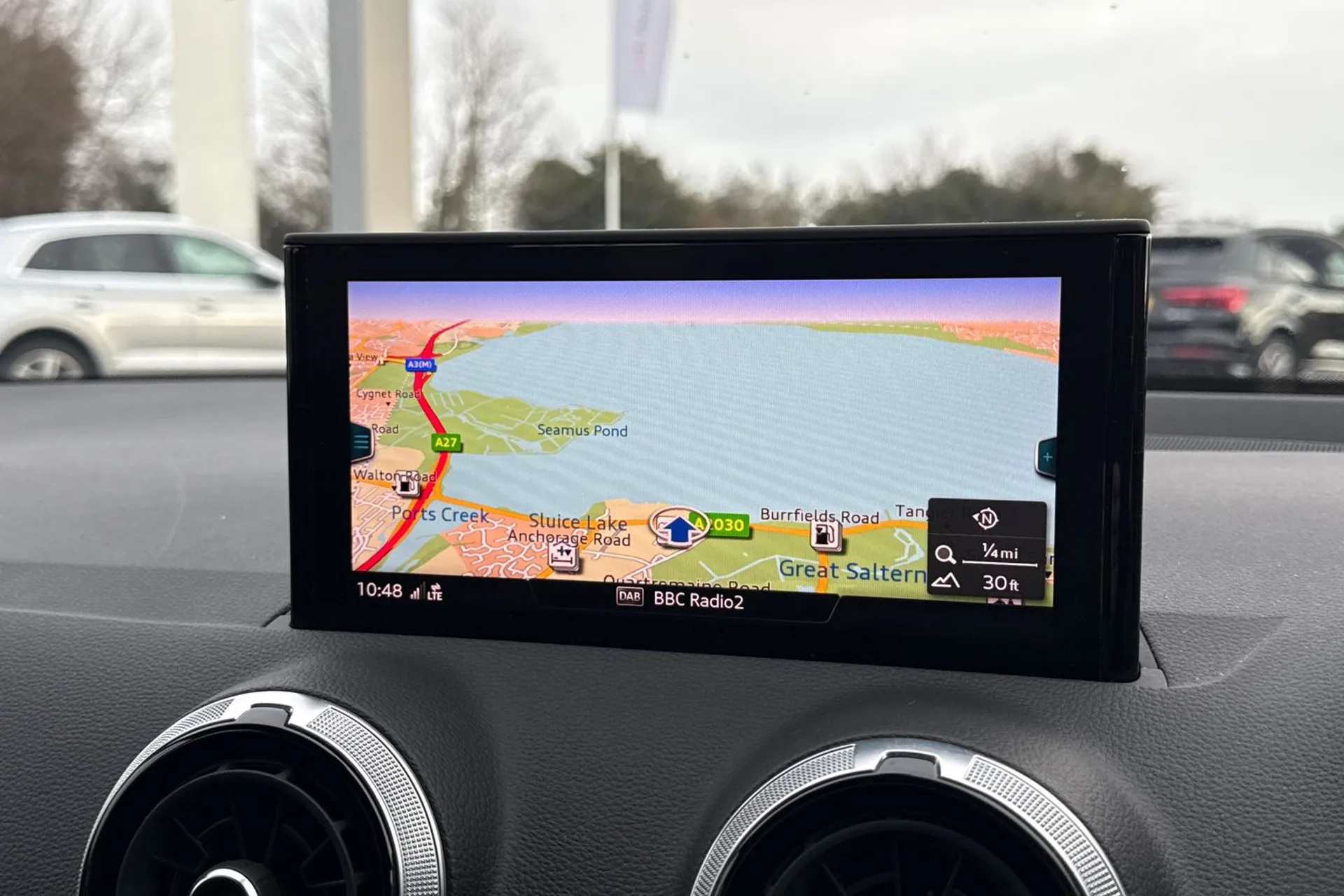 Audi Q2 thumbnail image number 30