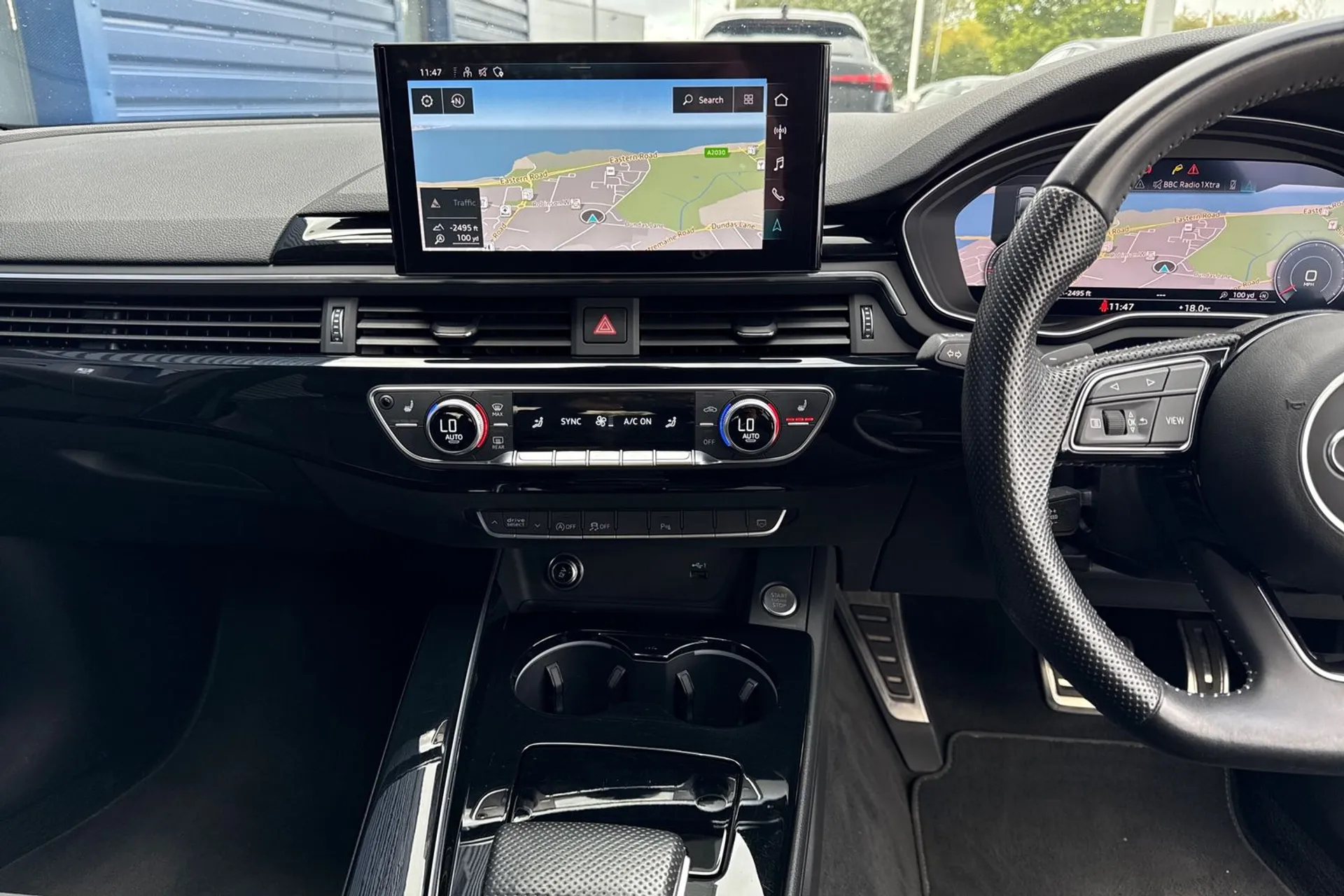 Audi A4 thumbnail image number 37