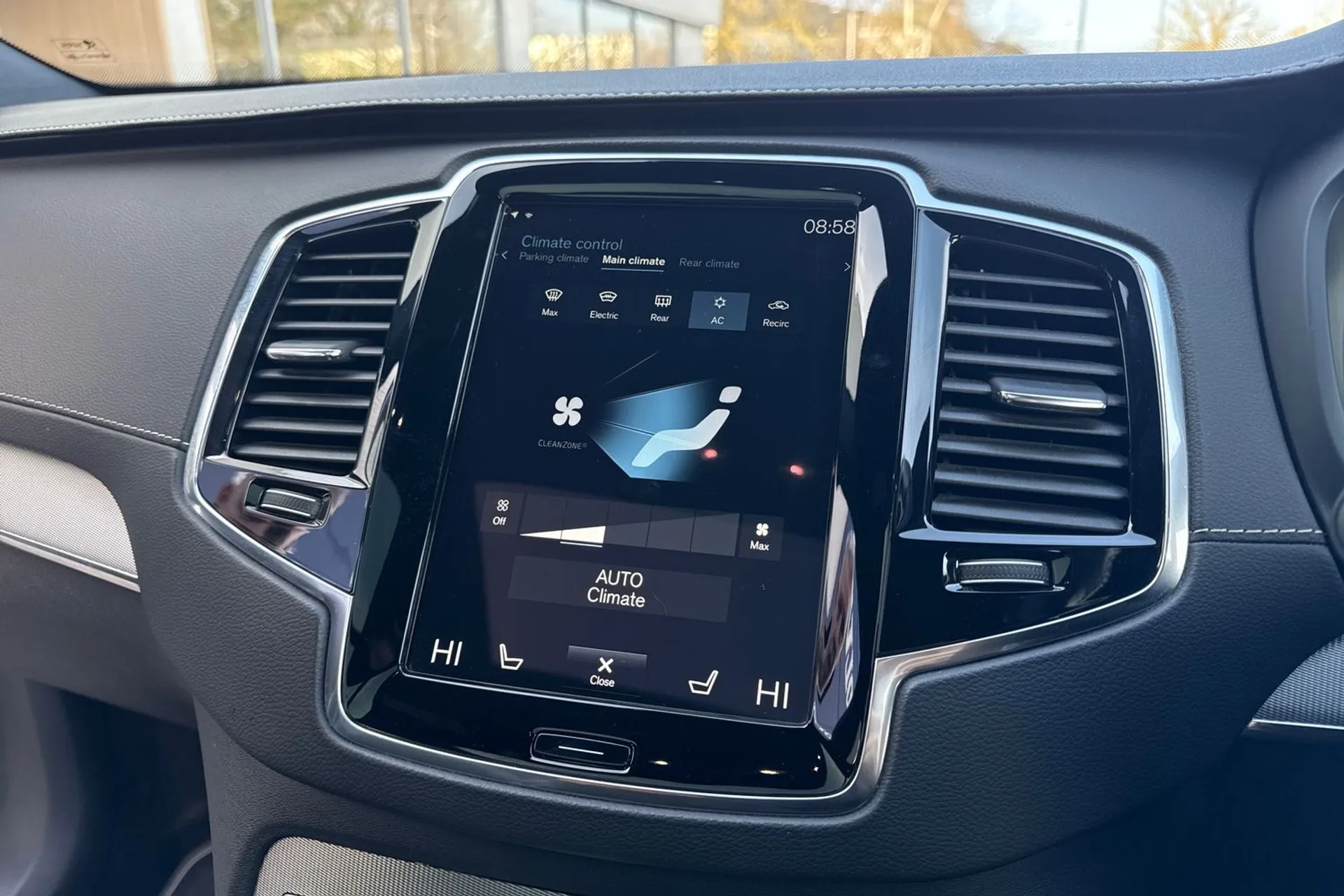 Volvo XC90 thumbnail image number 42