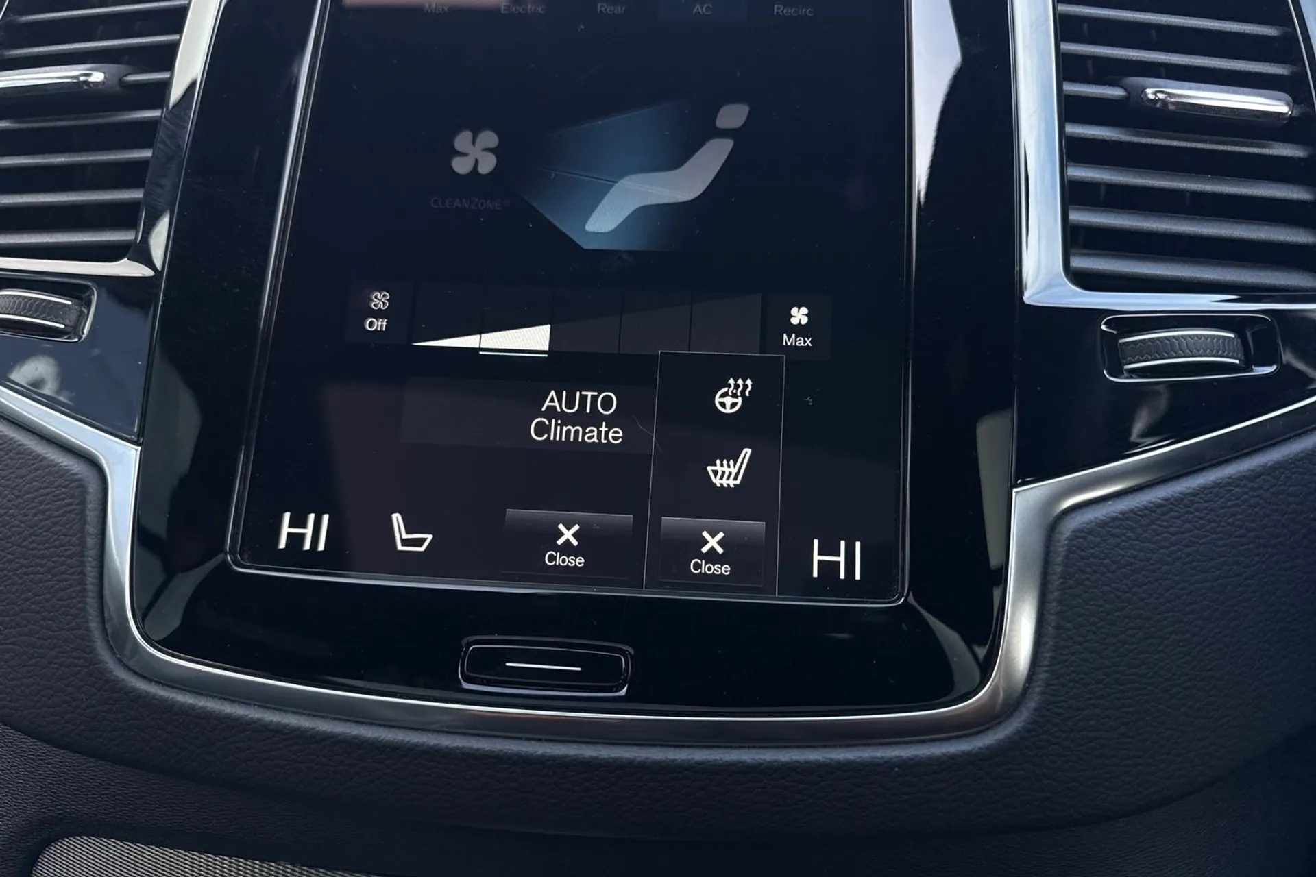 Volvo XC90 thumbnail image number 43