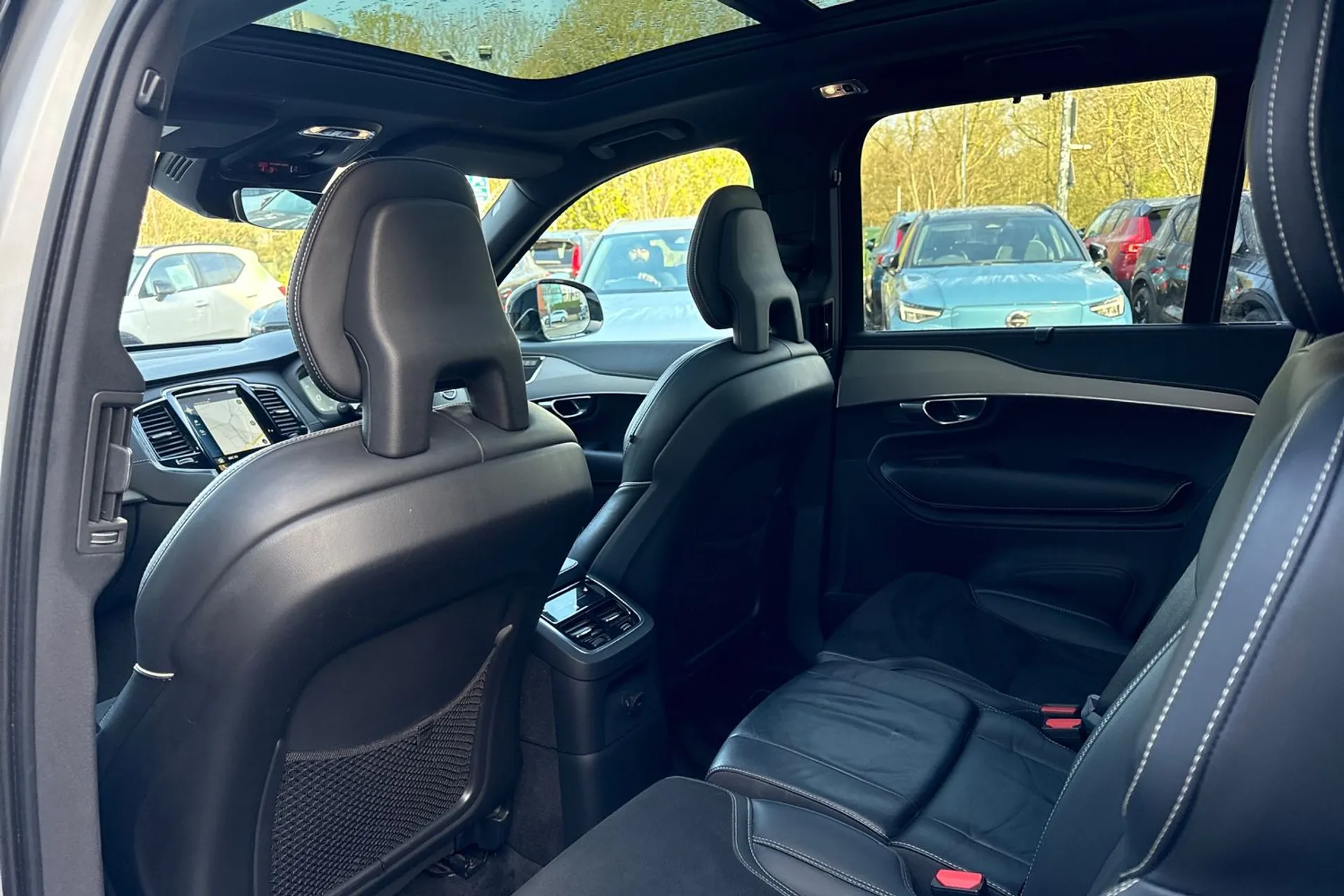 Volvo XC90 thumbnail image number 34