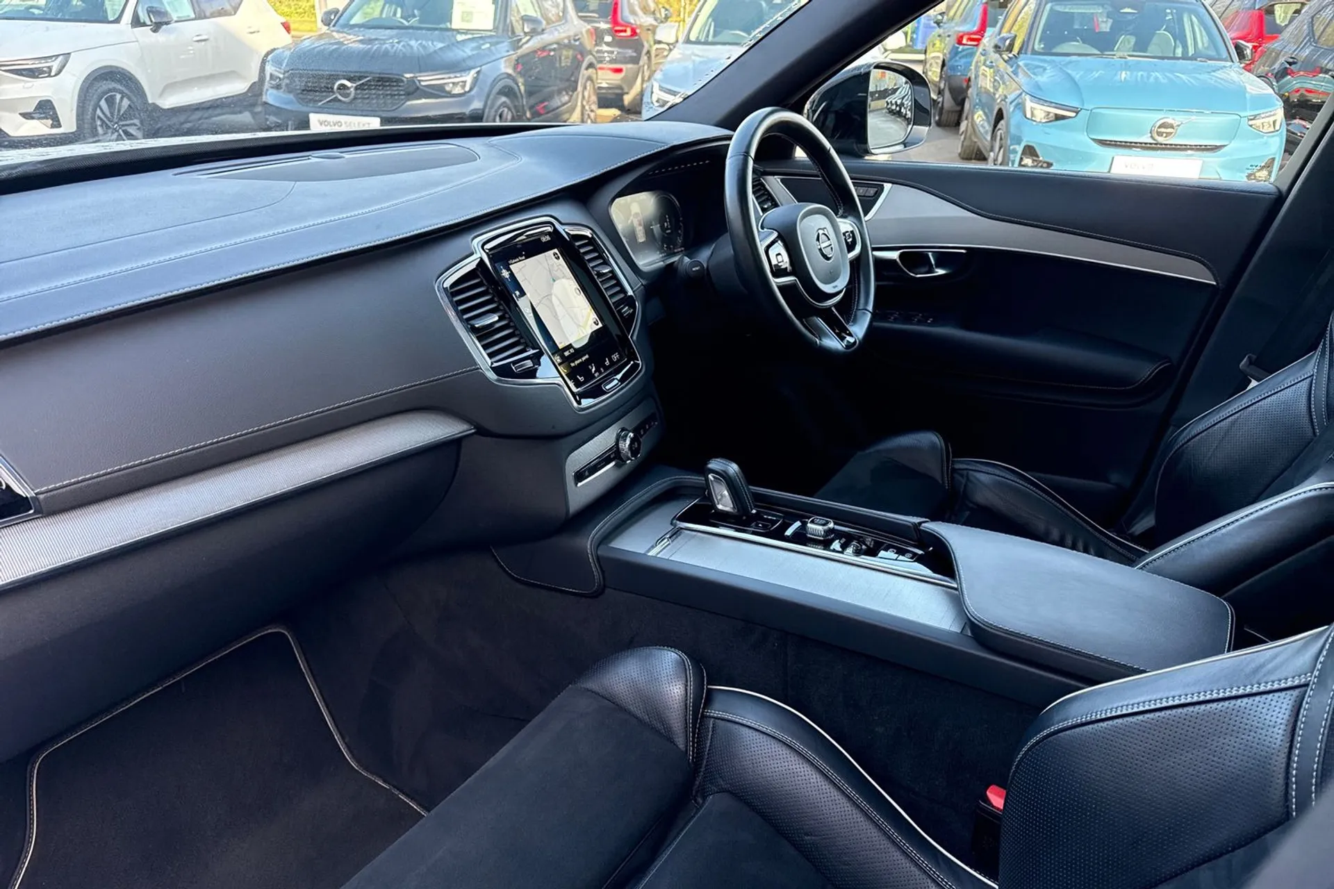 Volvo XC90 thumbnail image number 30