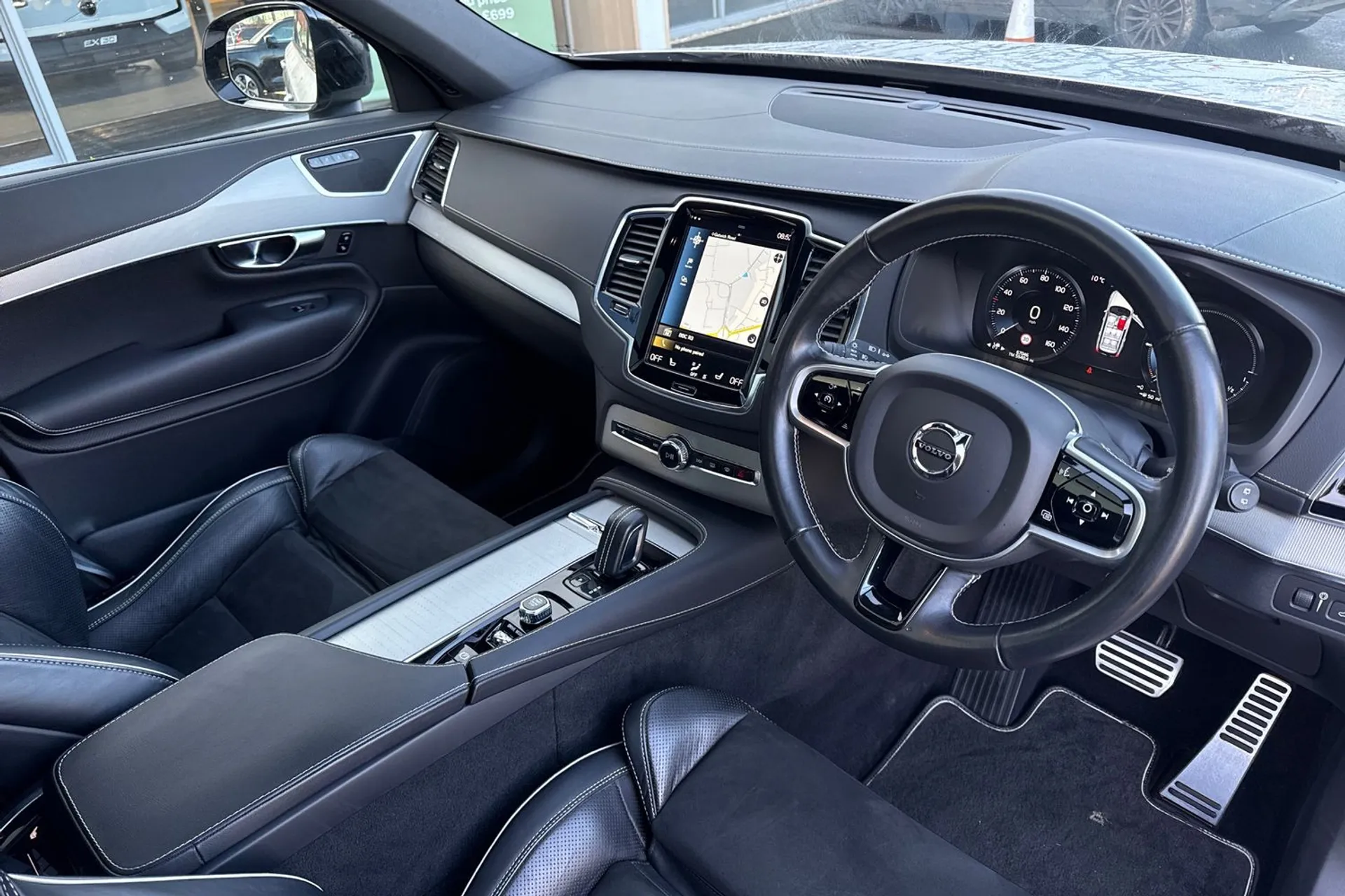 Volvo XC90 thumbnail image number 28