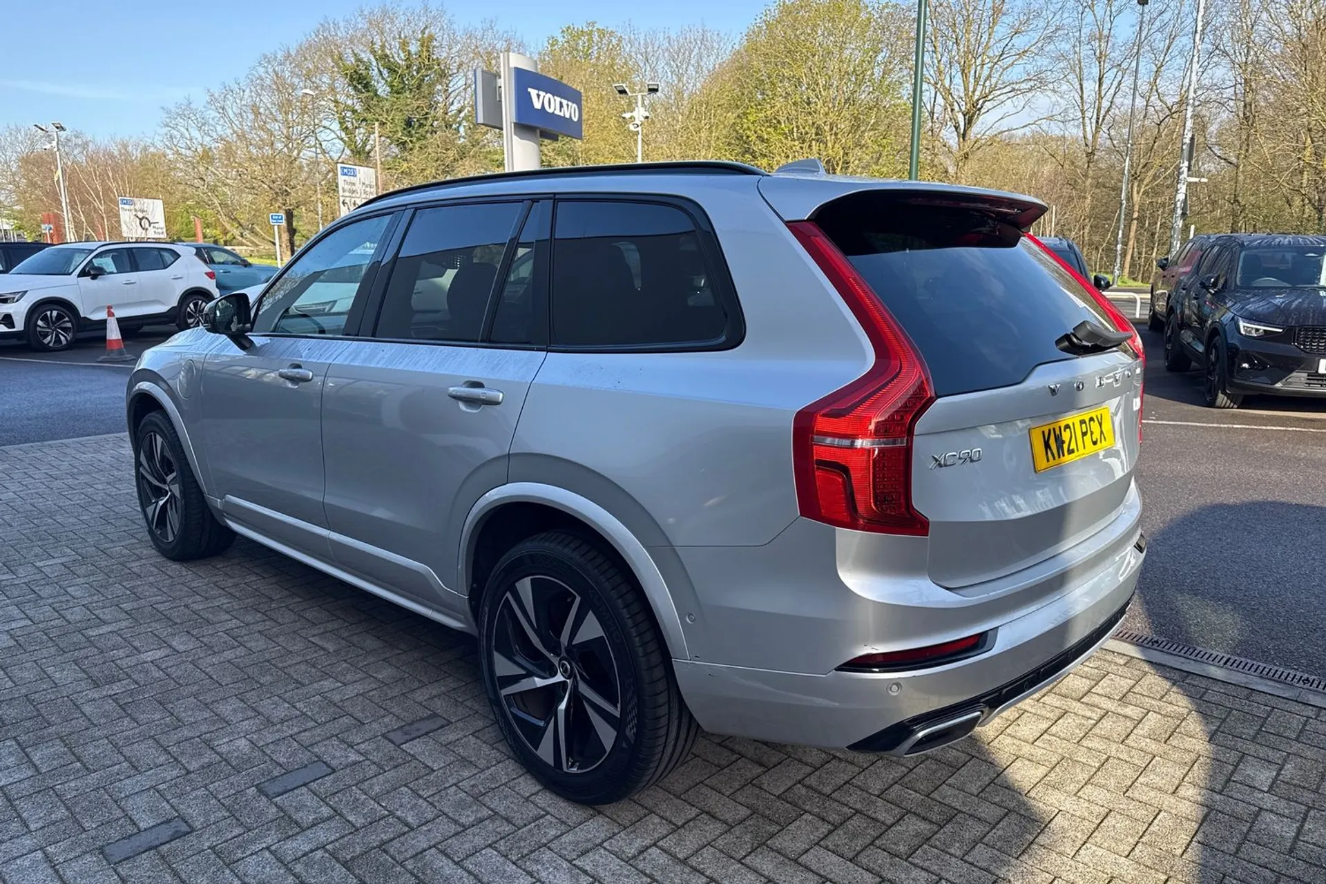 Volvo XC90 thumbnail image number 11