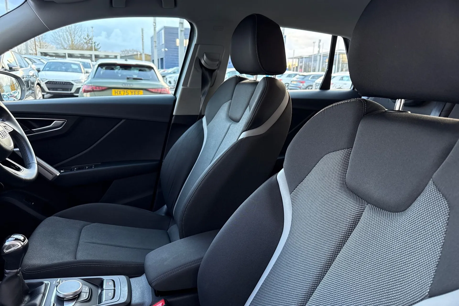 Audi Q2 thumbnail image number 34