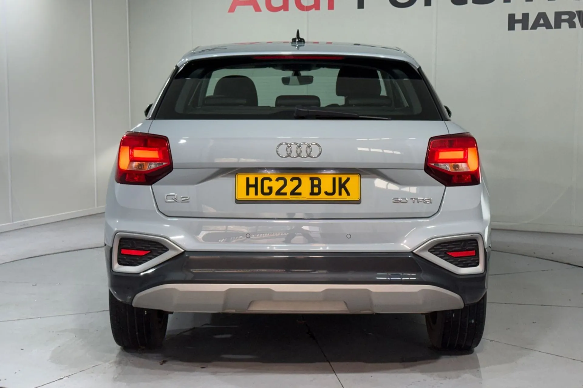 Audi Q2 thumbnail image number 10