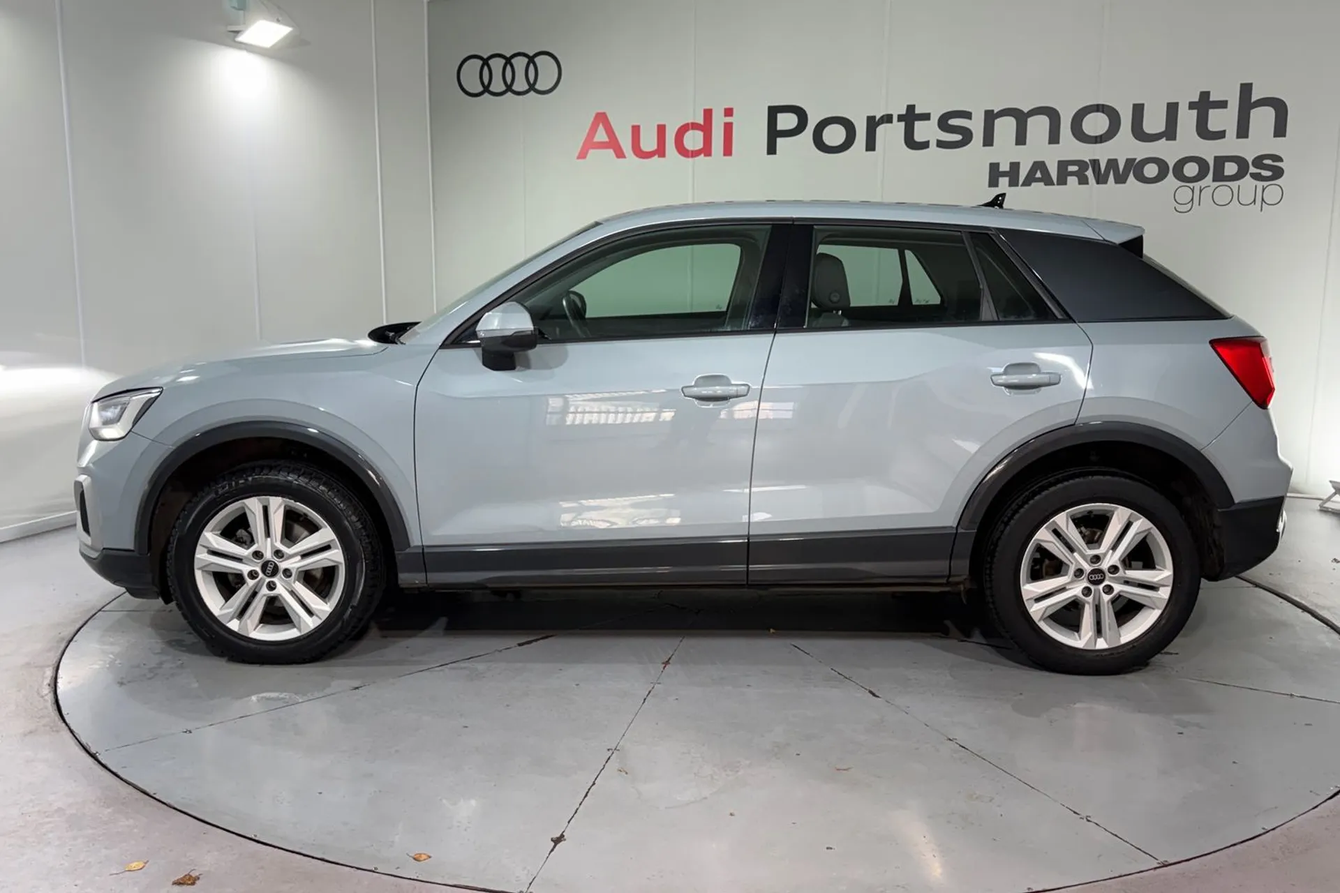 Audi Q2 thumbnail image number 12