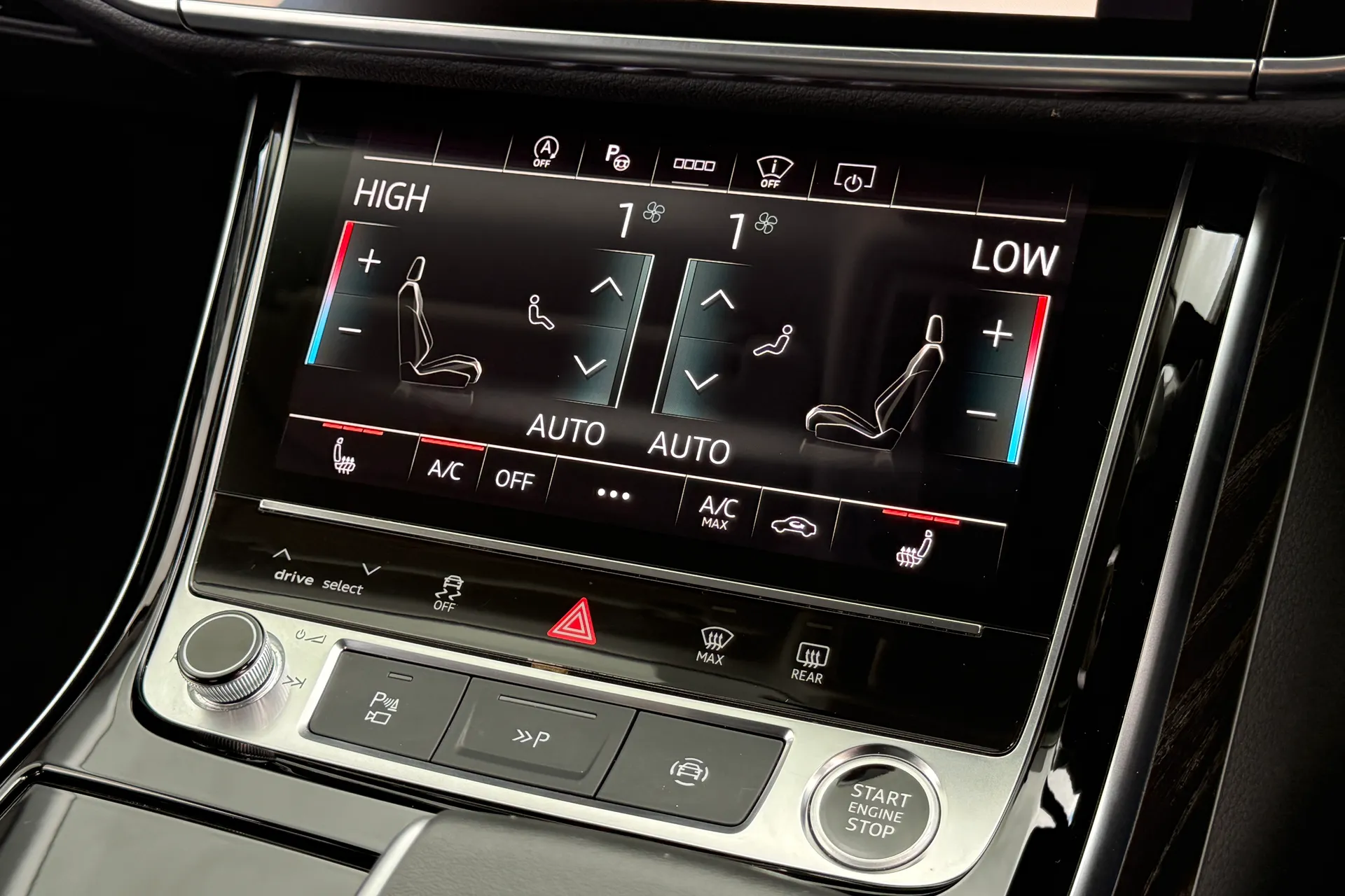 Audi A8 thumbnail image number 19