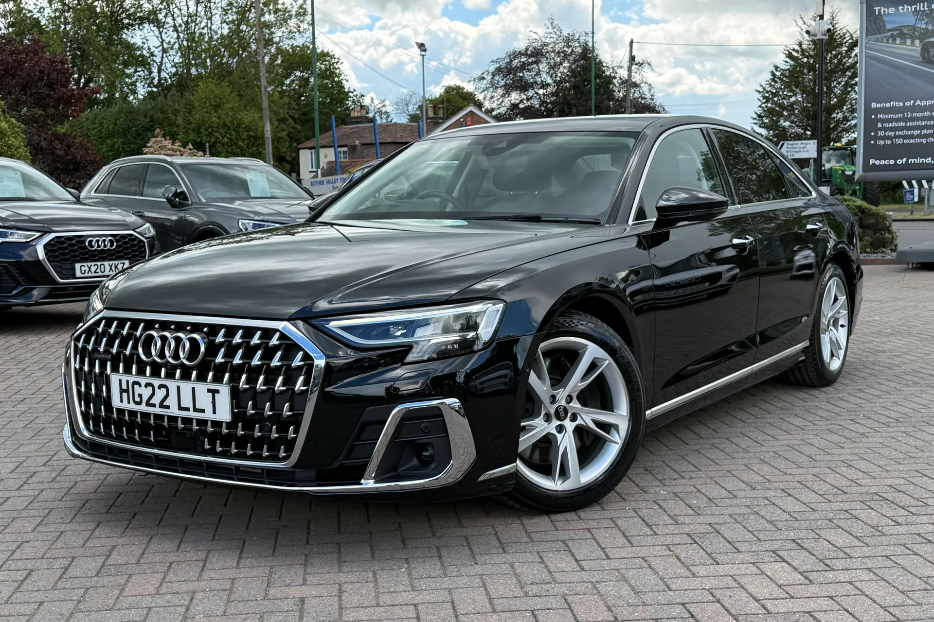 Audi A8 thumbnail image number 33