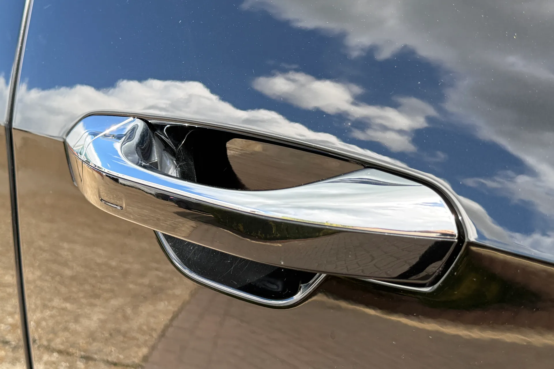 Audi A8 thumbnail image number 64