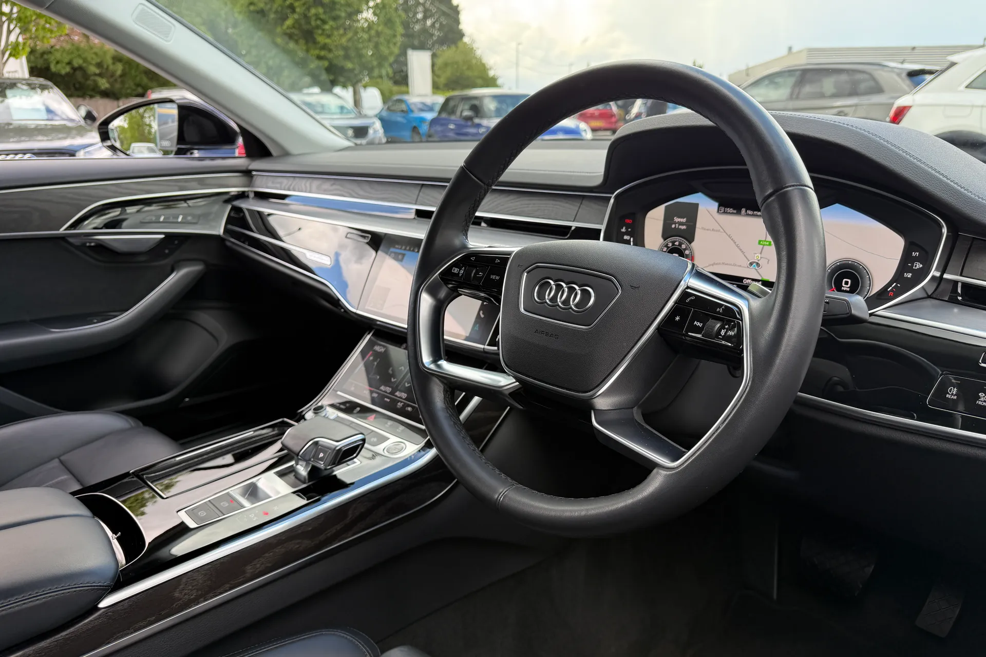 Audi A8 thumbnail image number 35