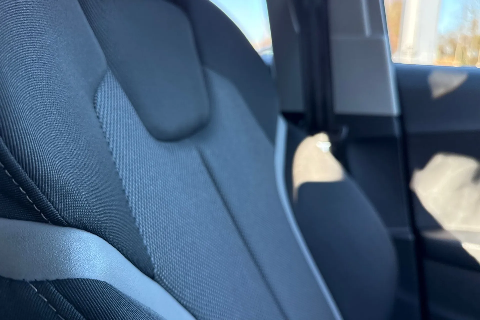 Audi Q2 thumbnail image number 21