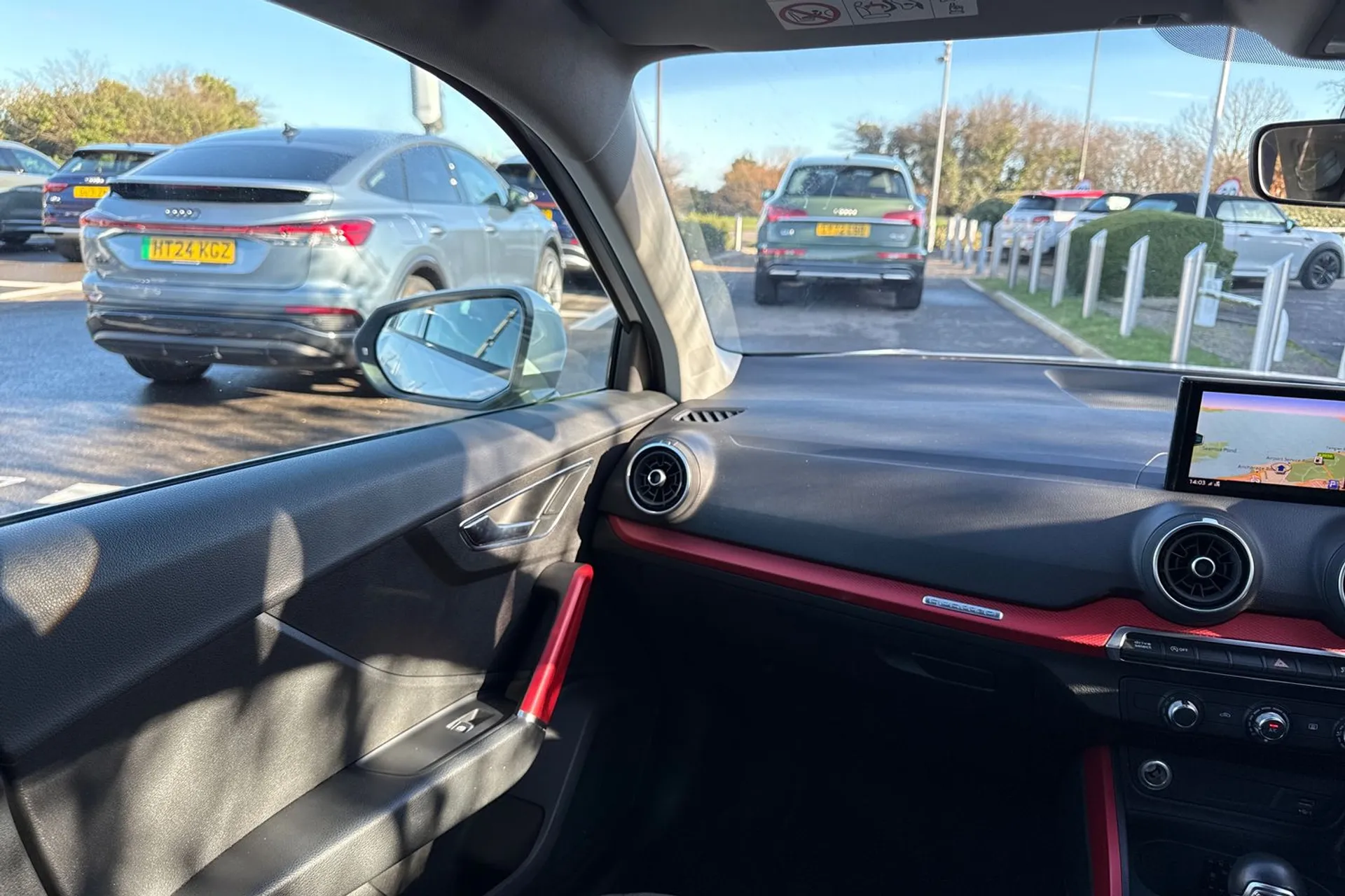 Audi Q2 thumbnail image number 45