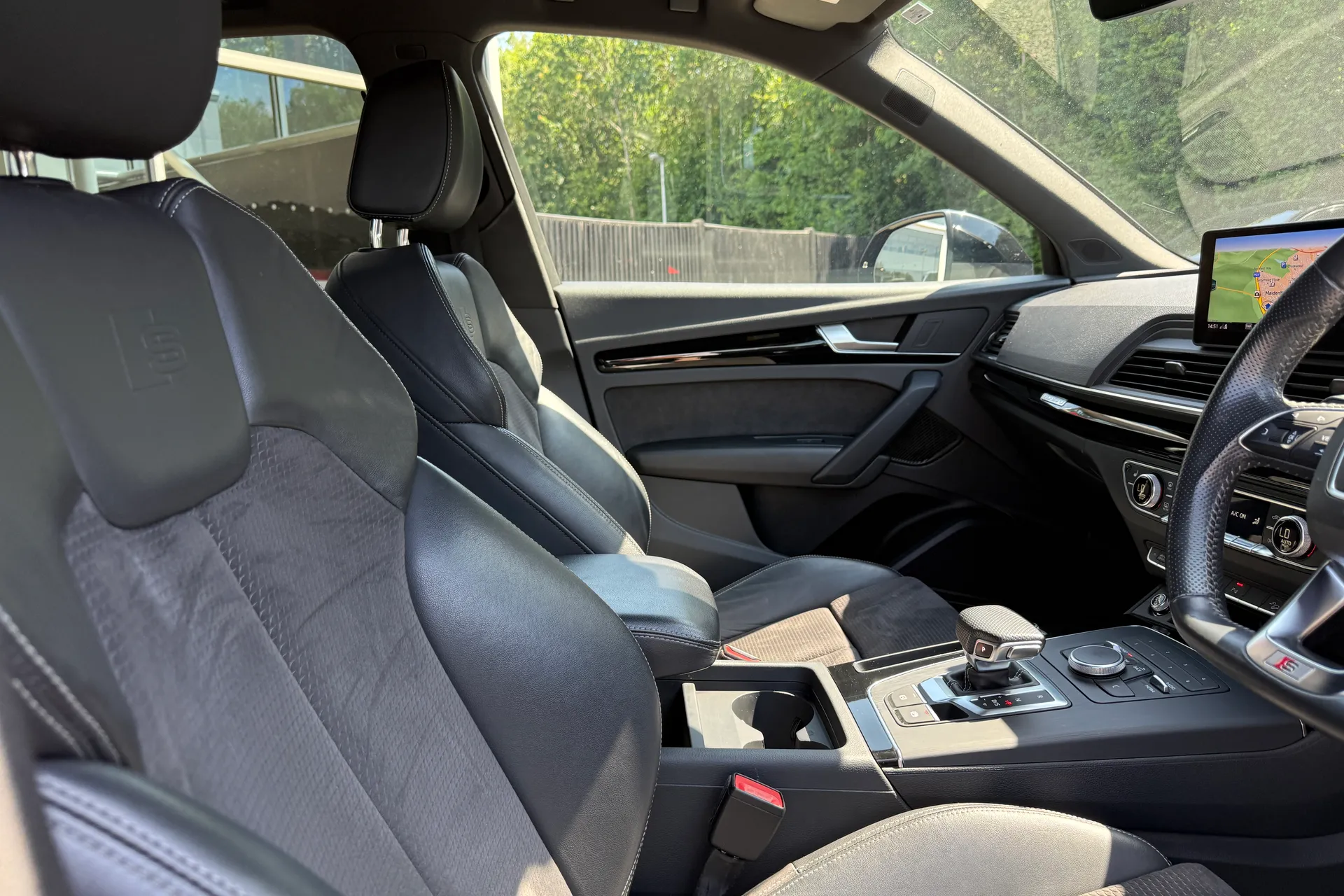 Audi Q5 thumbnail image number 27