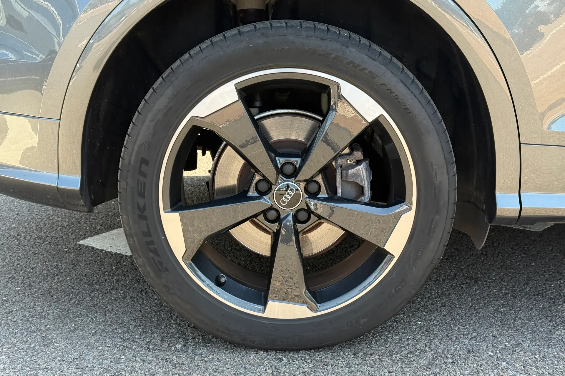 Audi Q5 thumbnail image number 29