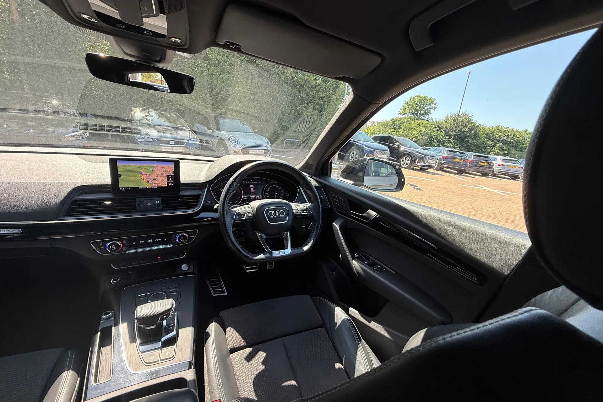 Audi Q5 thumbnail image number 35