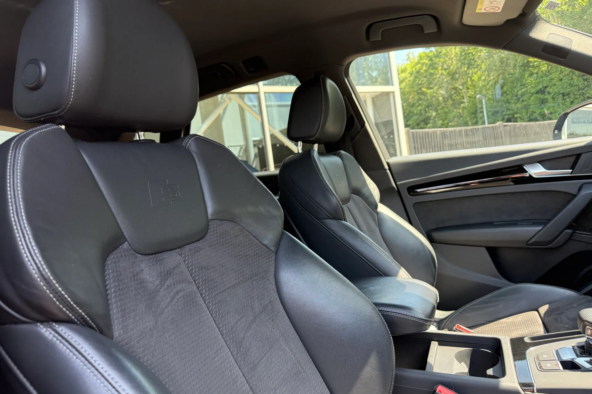 Audi Q5 thumbnail image number 26