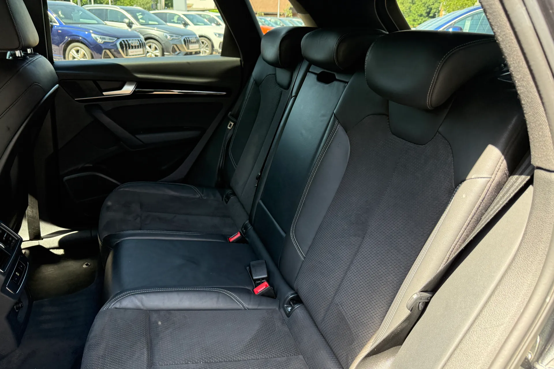 Audi Q5 thumbnail image number 47