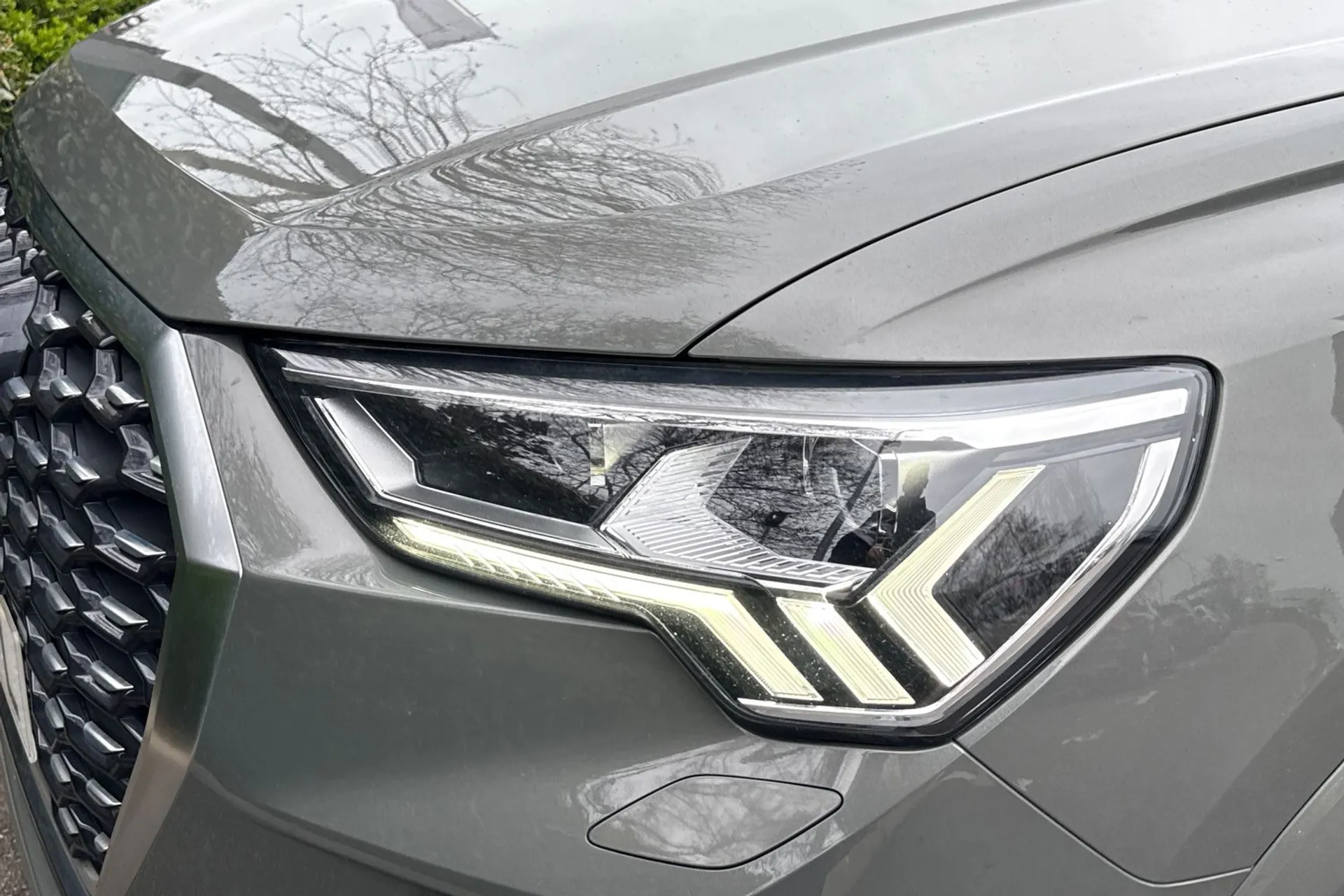 Audi Q3 thumbnail image number 30