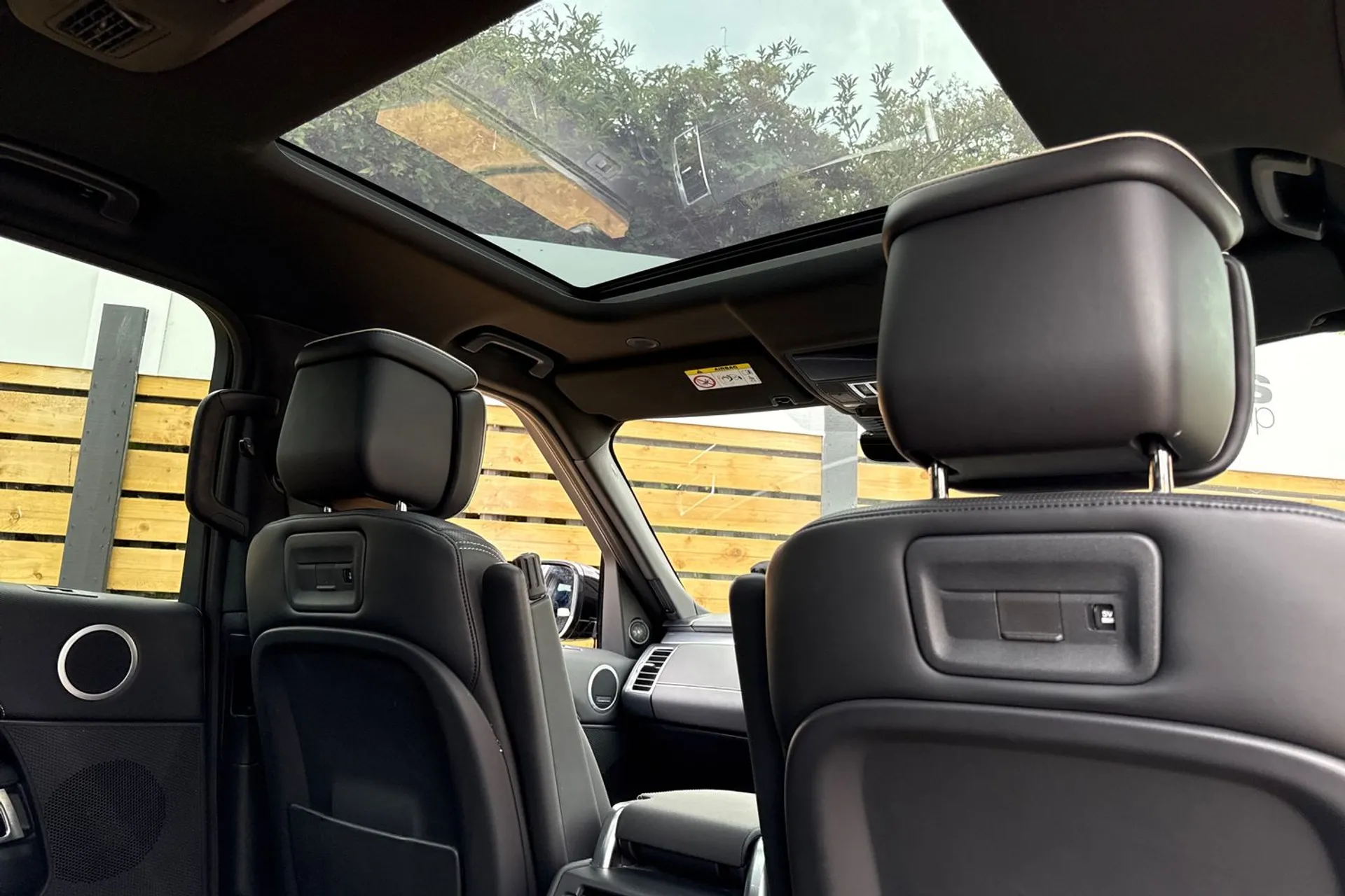 LAND ROVER DISCOVERY thumbnail image number 25