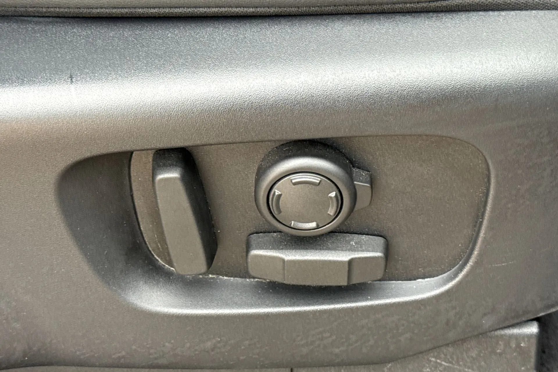 LAND ROVER DISCOVERY thumbnail image number 46