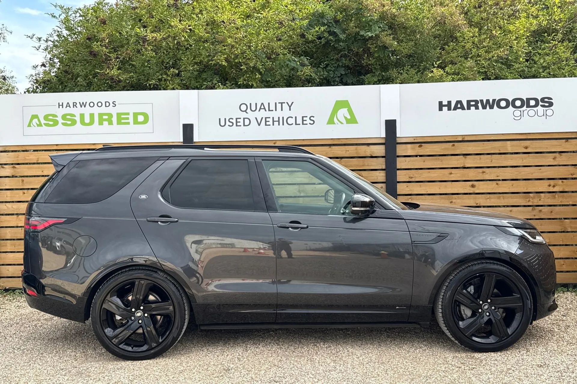 LAND ROVER DISCOVERY thumbnail image number 2
