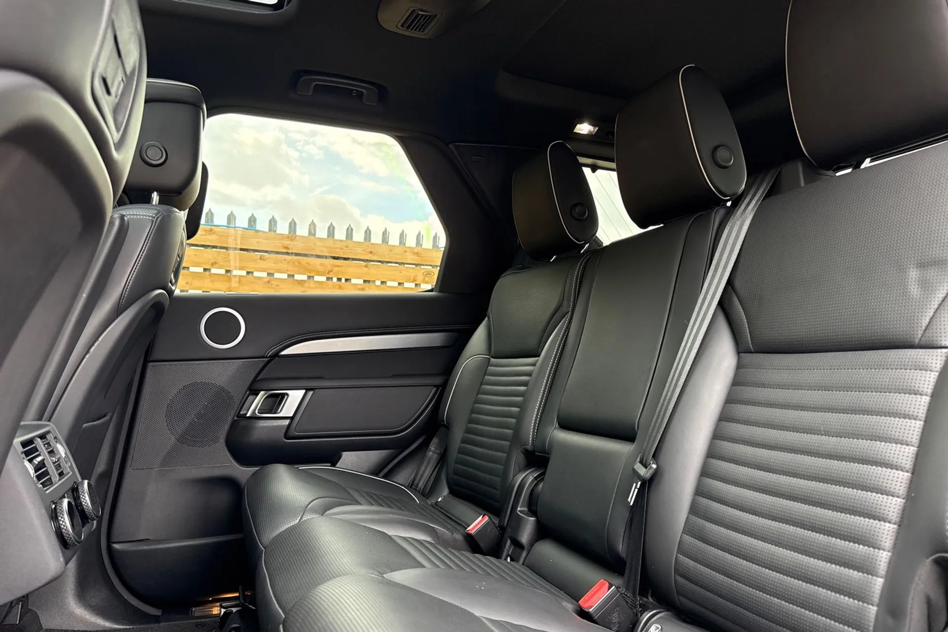 LAND ROVER DISCOVERY thumbnail image number 52