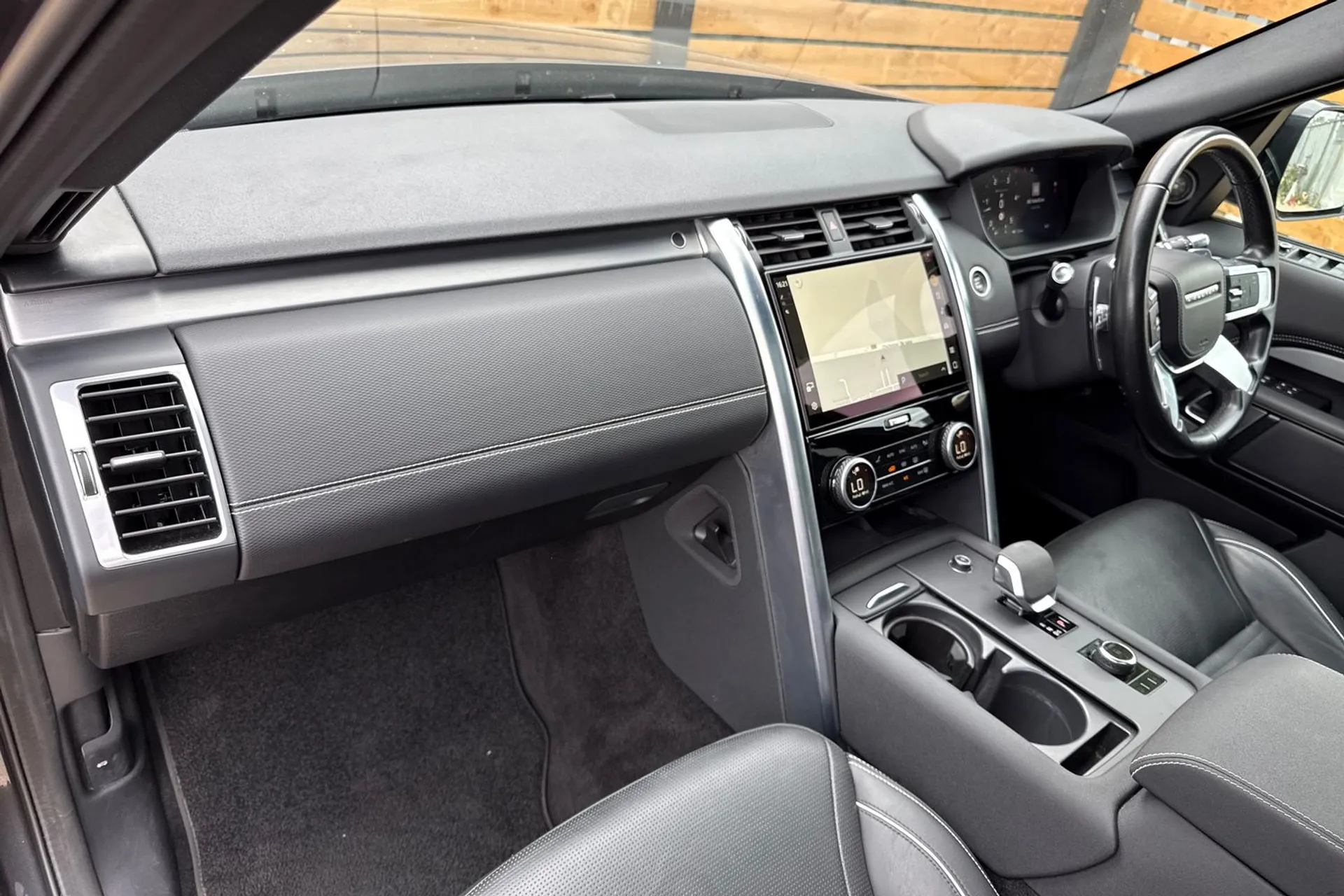 LAND ROVER DISCOVERY thumbnail image number 29