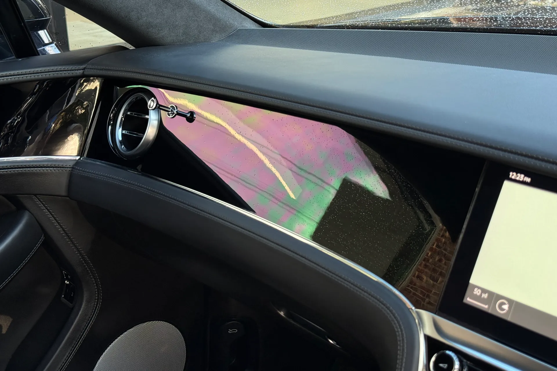 Bentley CONTINENTAL GT thumbnail image number 37