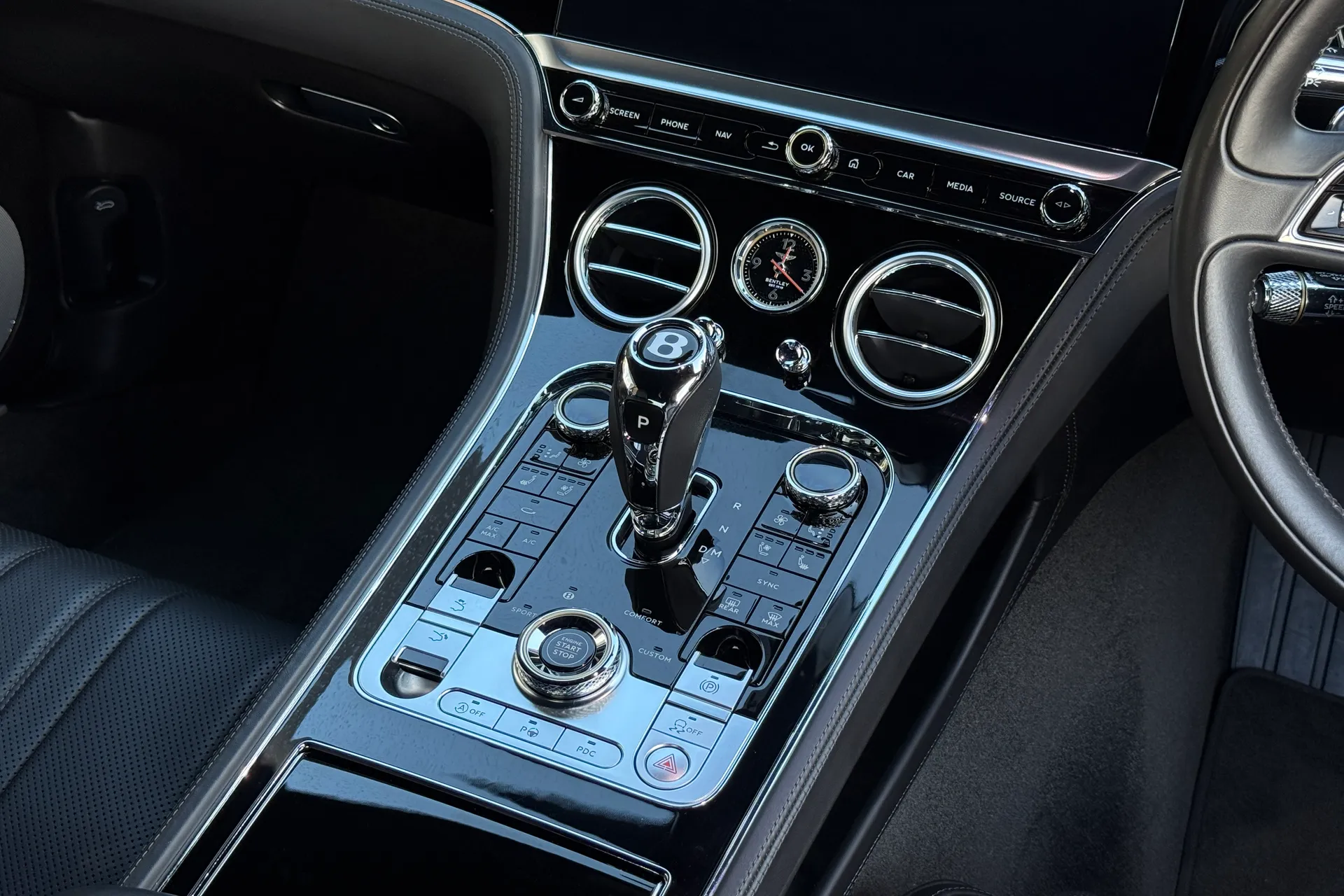 Bentley CONTINENTAL GT thumbnail image number 30