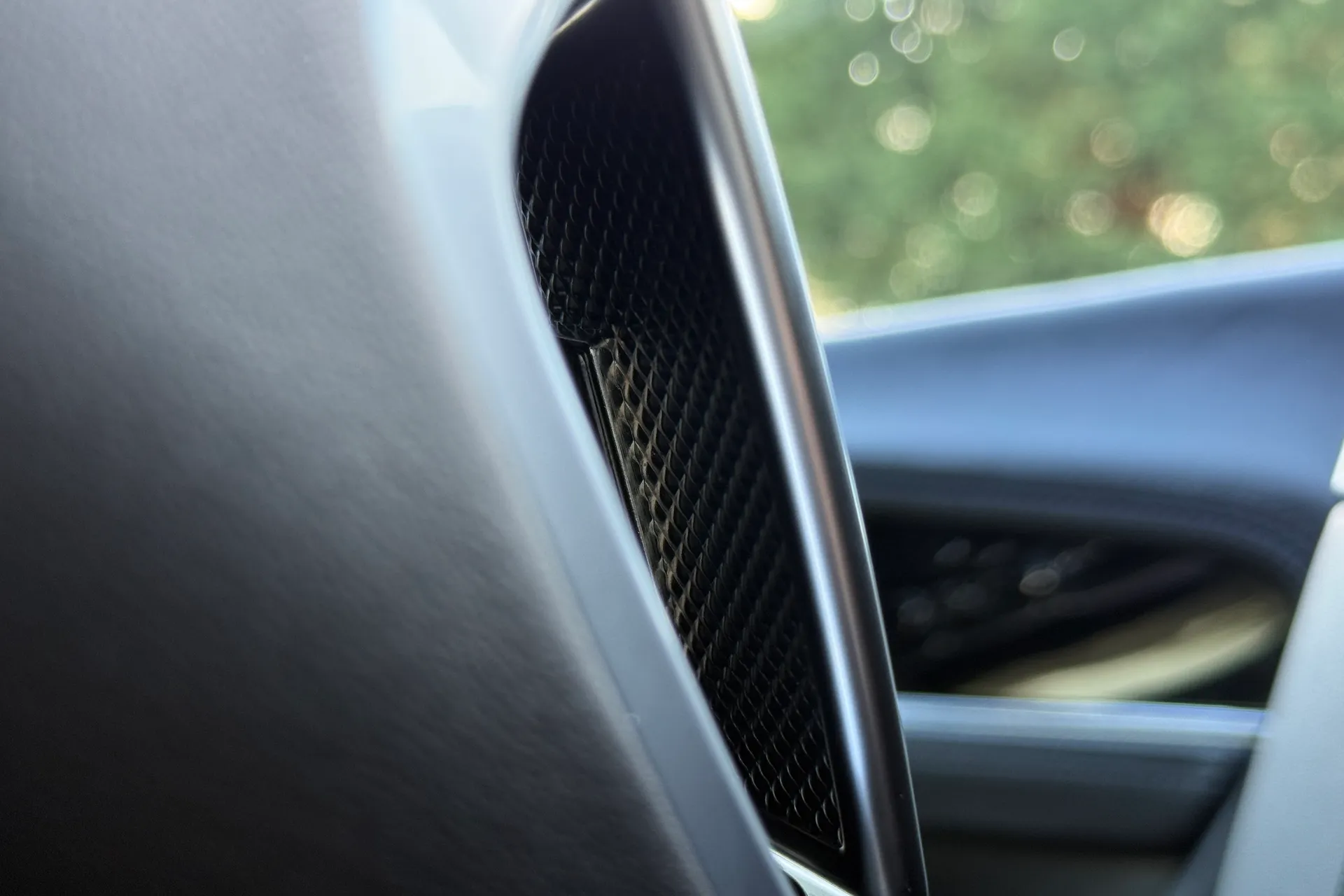 Bentley CONTINENTAL GT thumbnail image number 31