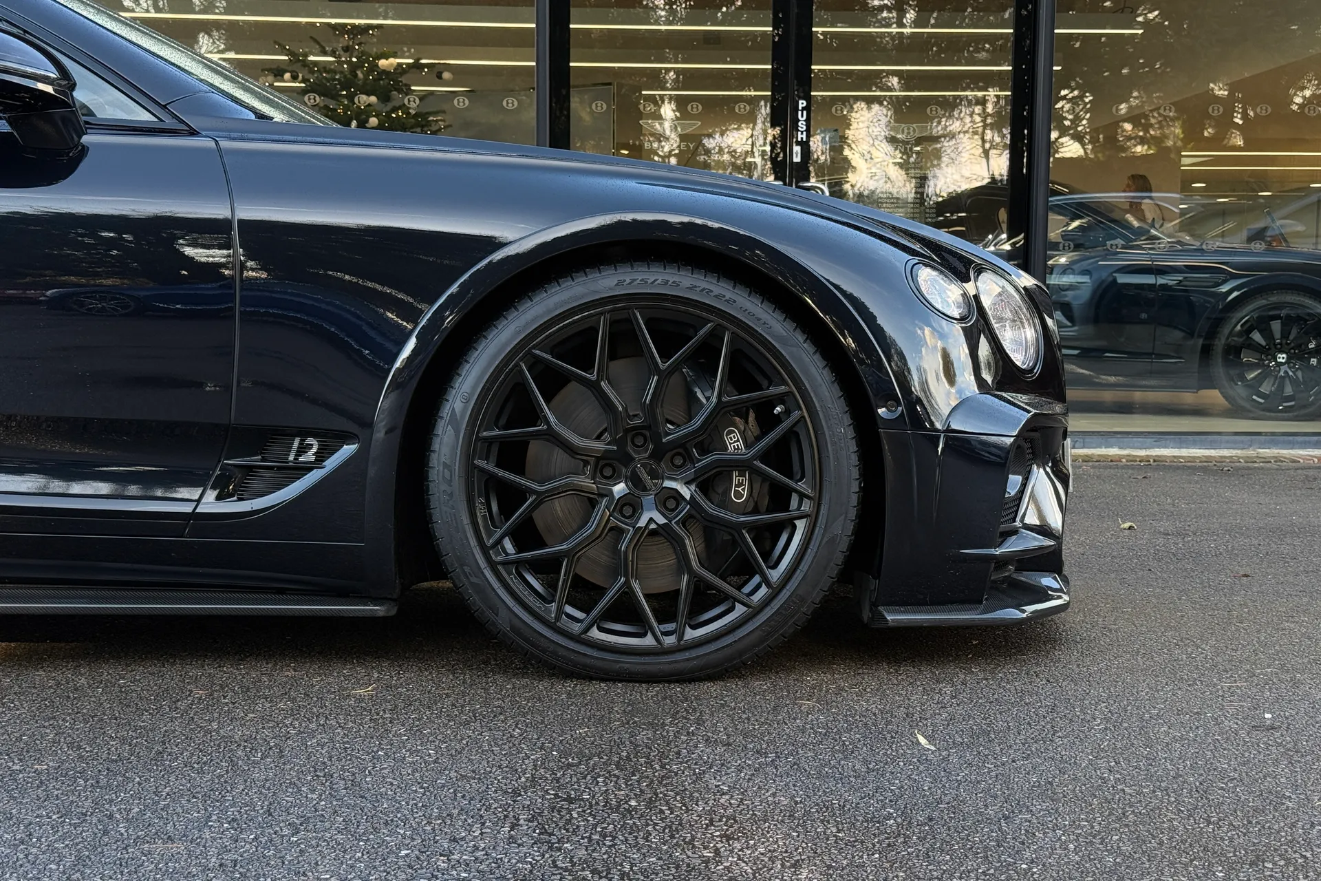 Bentley CONTINENTAL GT thumbnail image number 16