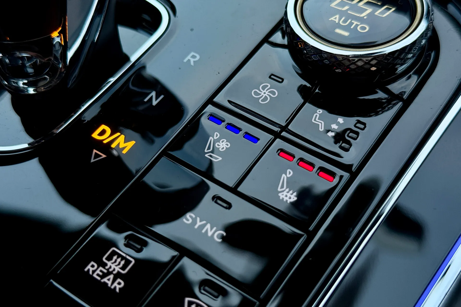 Bentley CONTINENTAL GT thumbnail image number 39