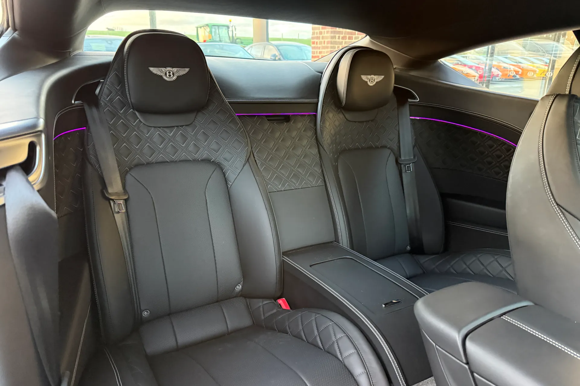 Bentley CONTINENTAL GT thumbnail image number 16