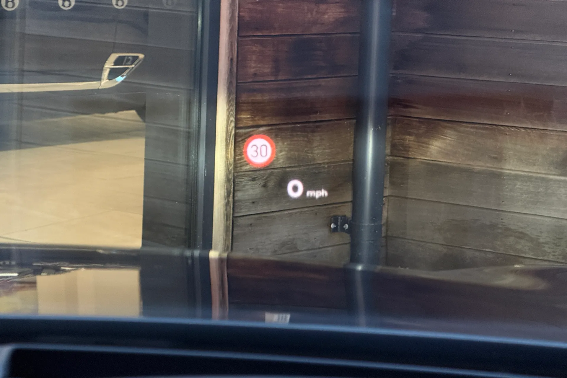 Bentley CONTINENTAL GT thumbnail image number 30