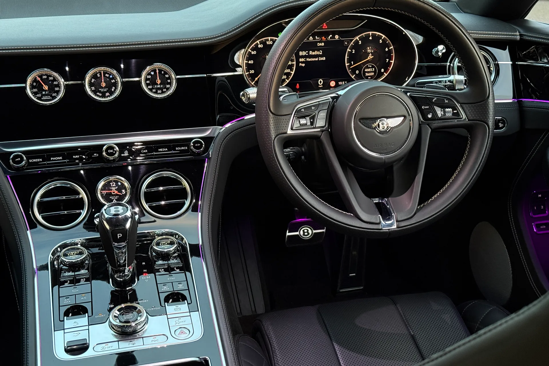 Bentley CONTINENTAL GT thumbnail image number 20