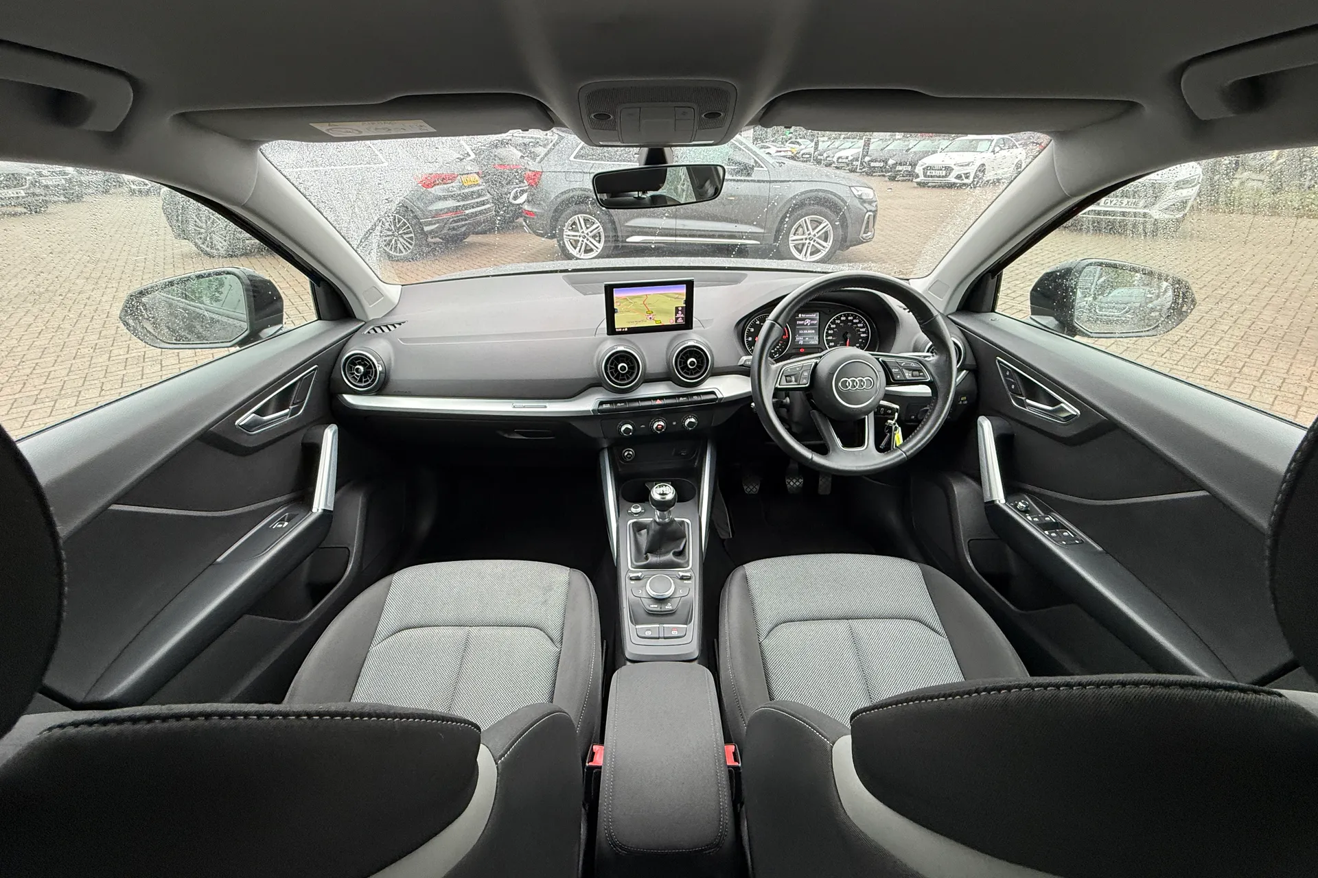 Audi Q2 thumbnail image number 3