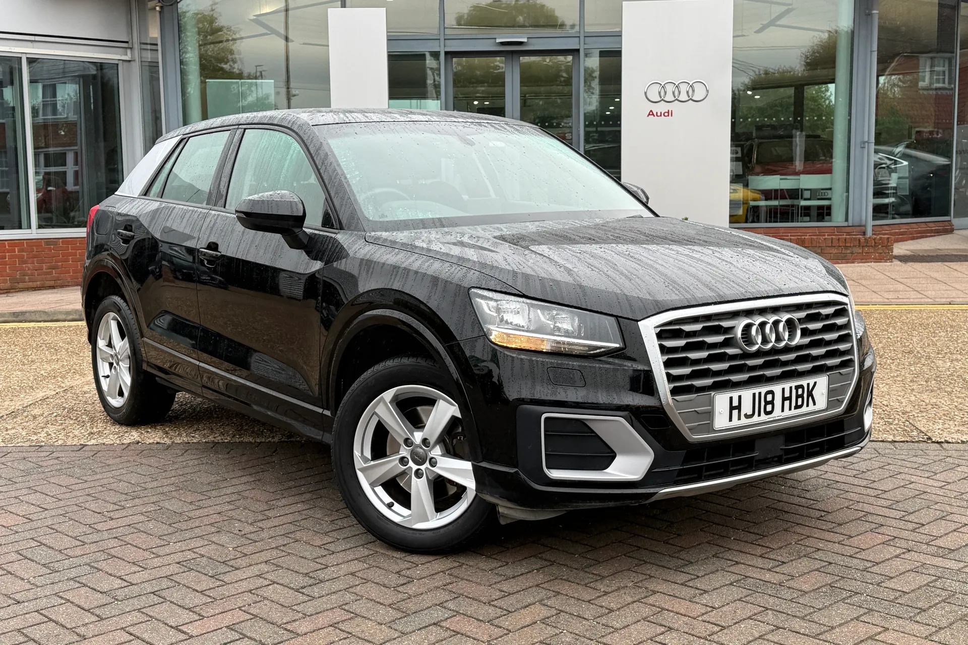 Audi Q2 thumbnail image number 16