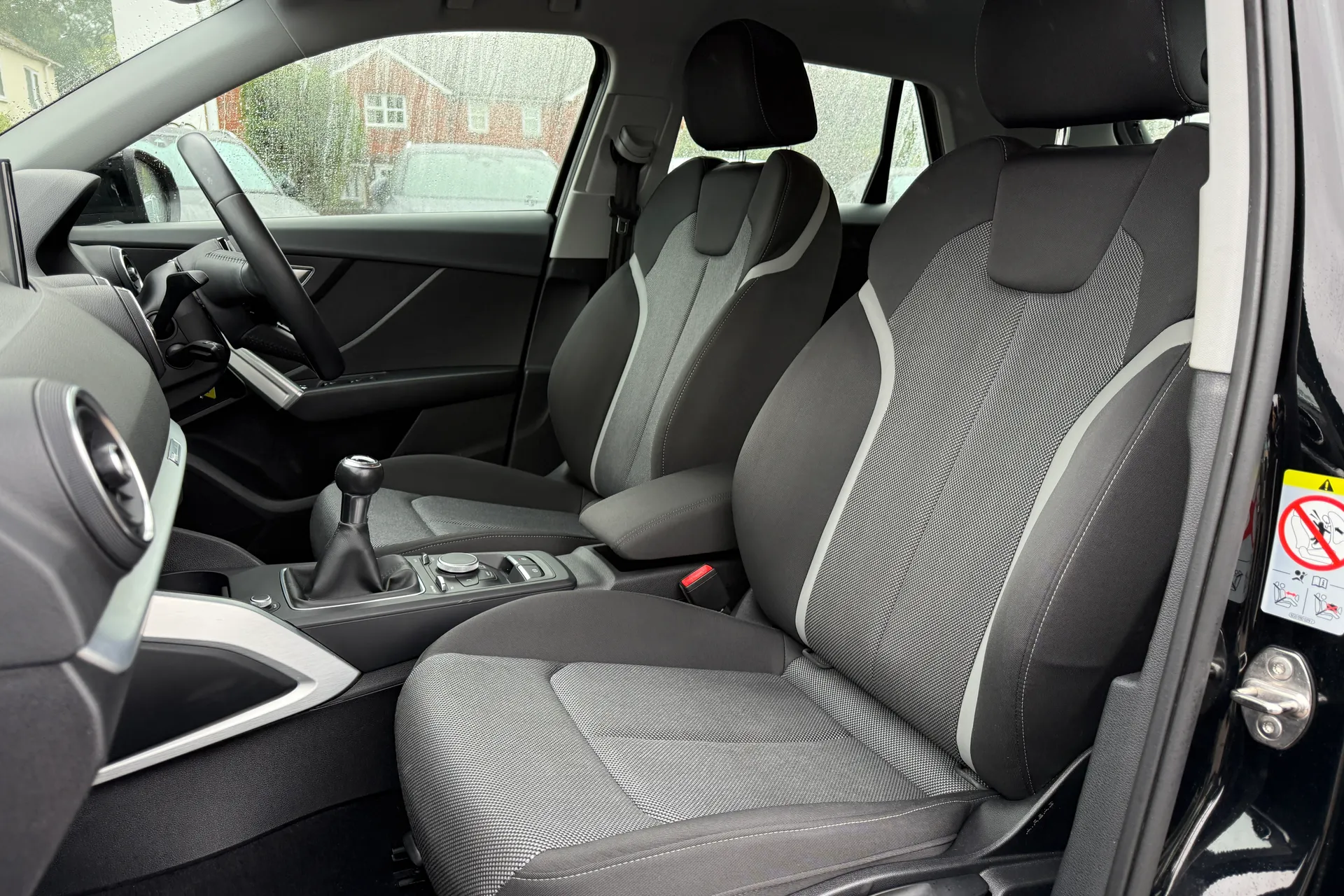 Audi Q2 thumbnail image number 22
