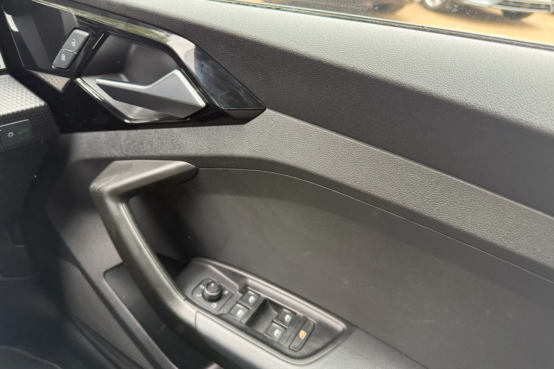 Audi A1 thumbnail image number 18