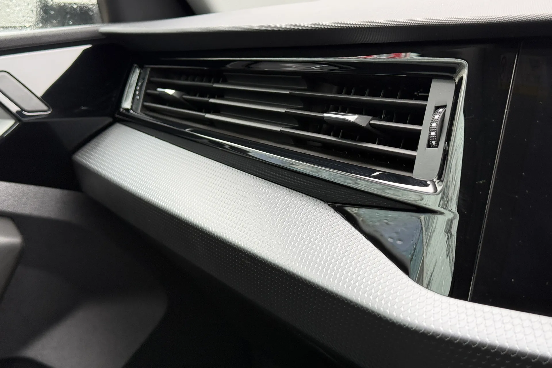 Audi A1 thumbnail image number 18