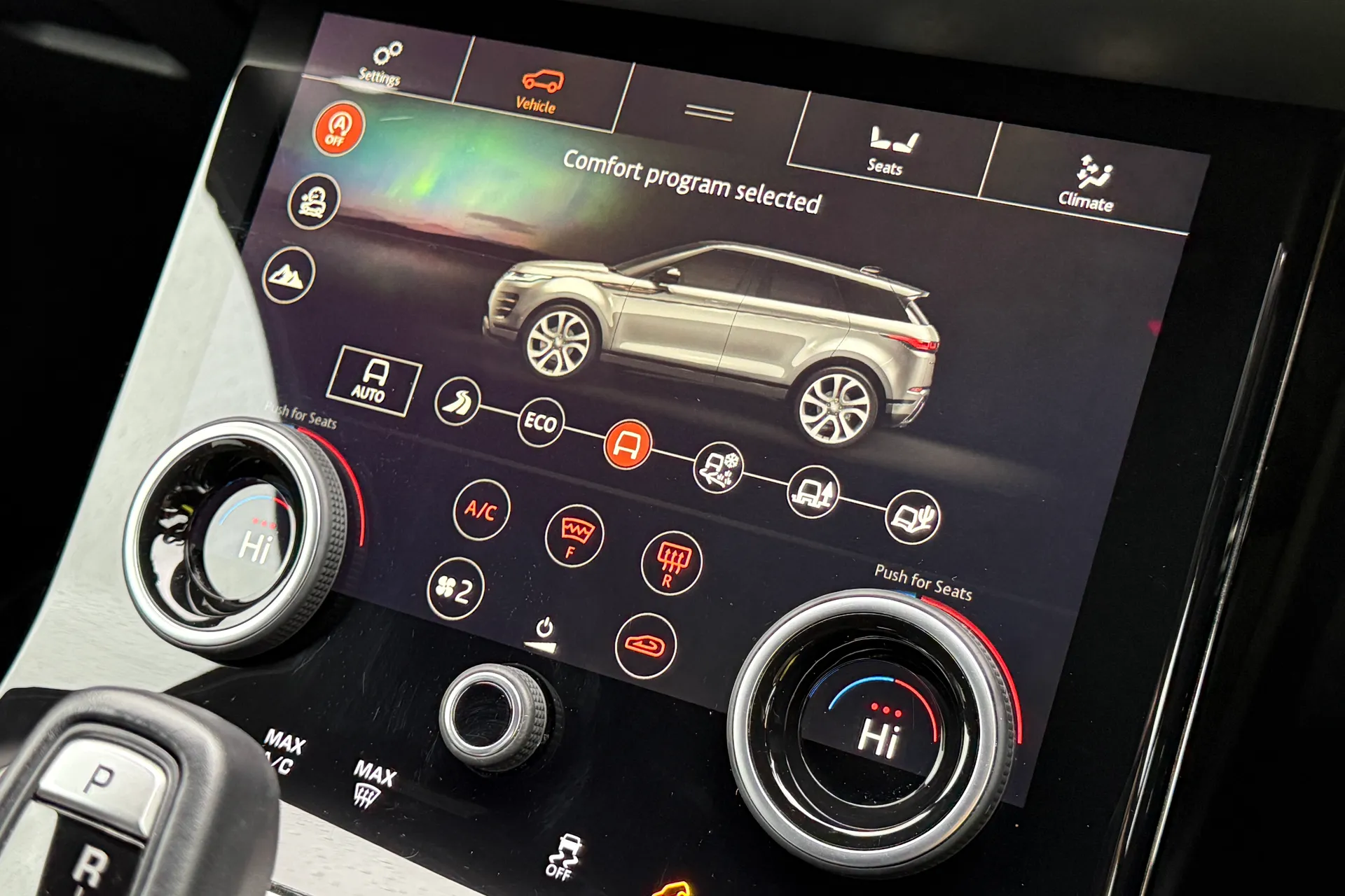 LAND ROVER RANGE ROVER EVOQUE thumbnail image number 11