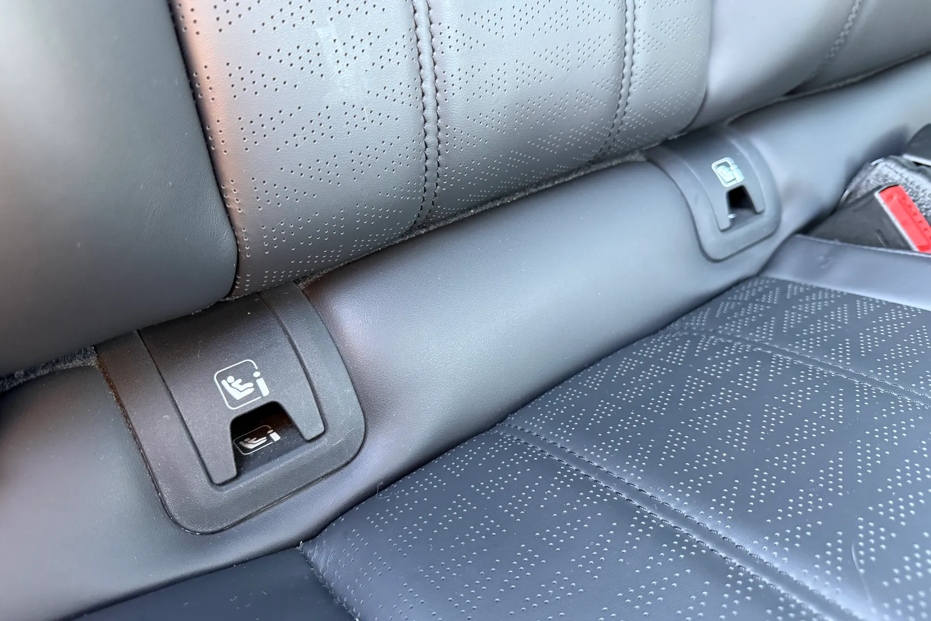 LAND ROVER RANGE ROVER EVOQUE thumbnail image number 38