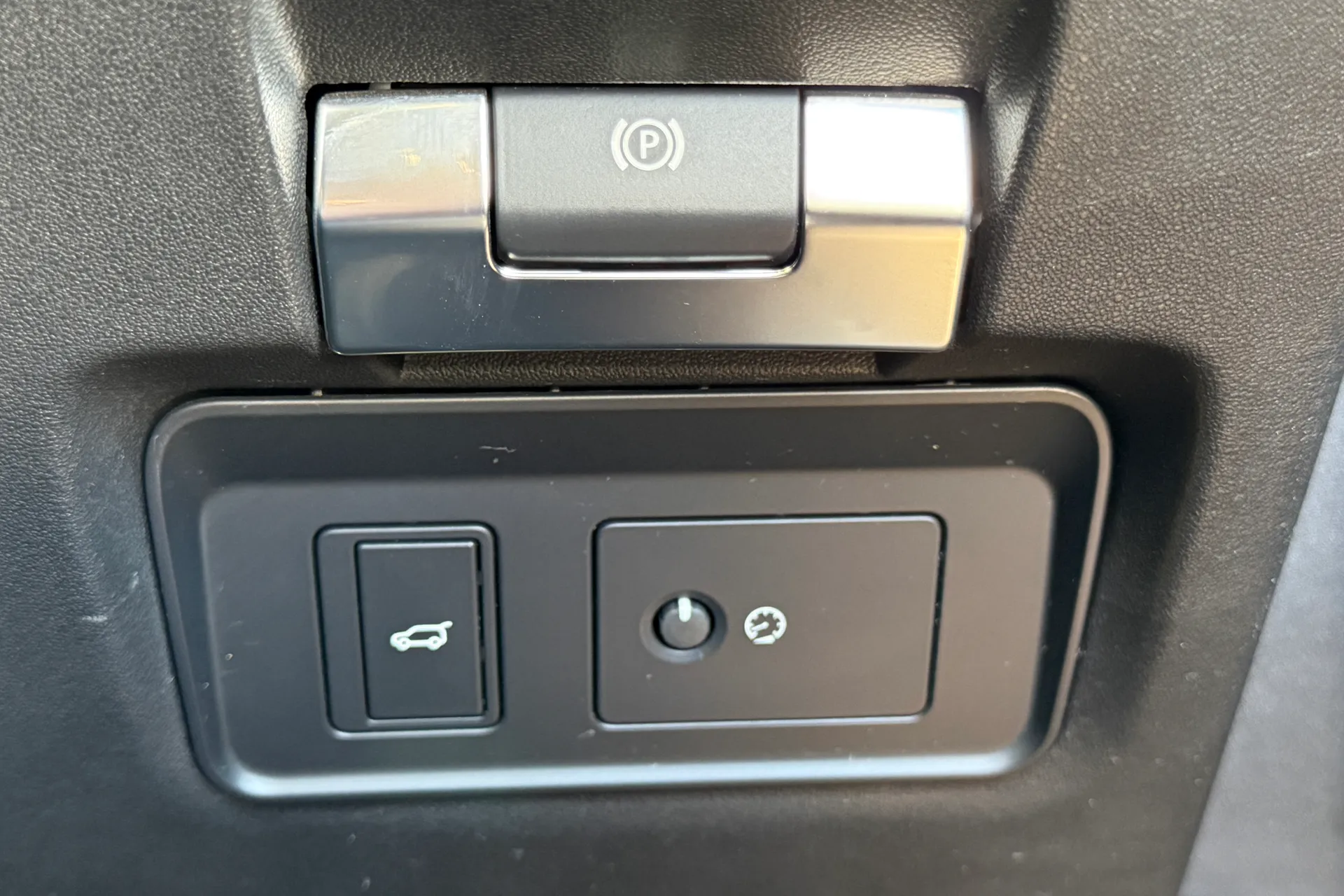 LAND ROVER RANGE ROVER EVOQUE thumbnail image number 20