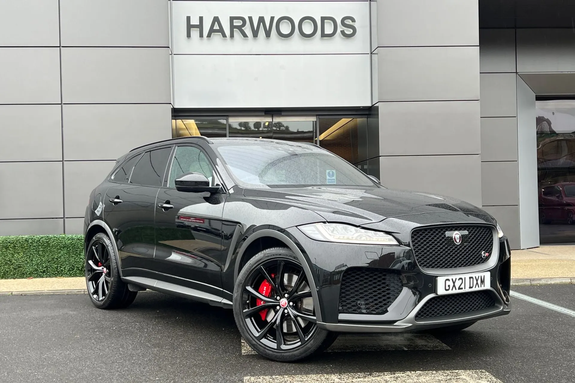 Jaguar F-PACE focused image