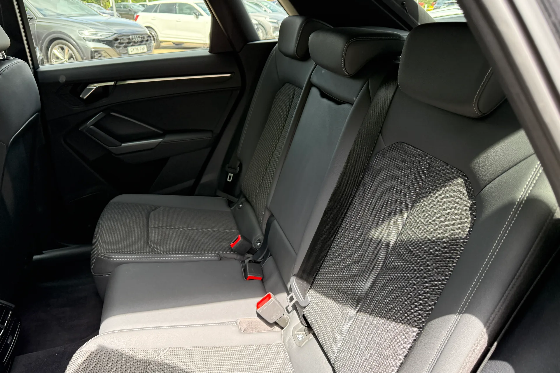 Audi Q3 thumbnail image number 51
